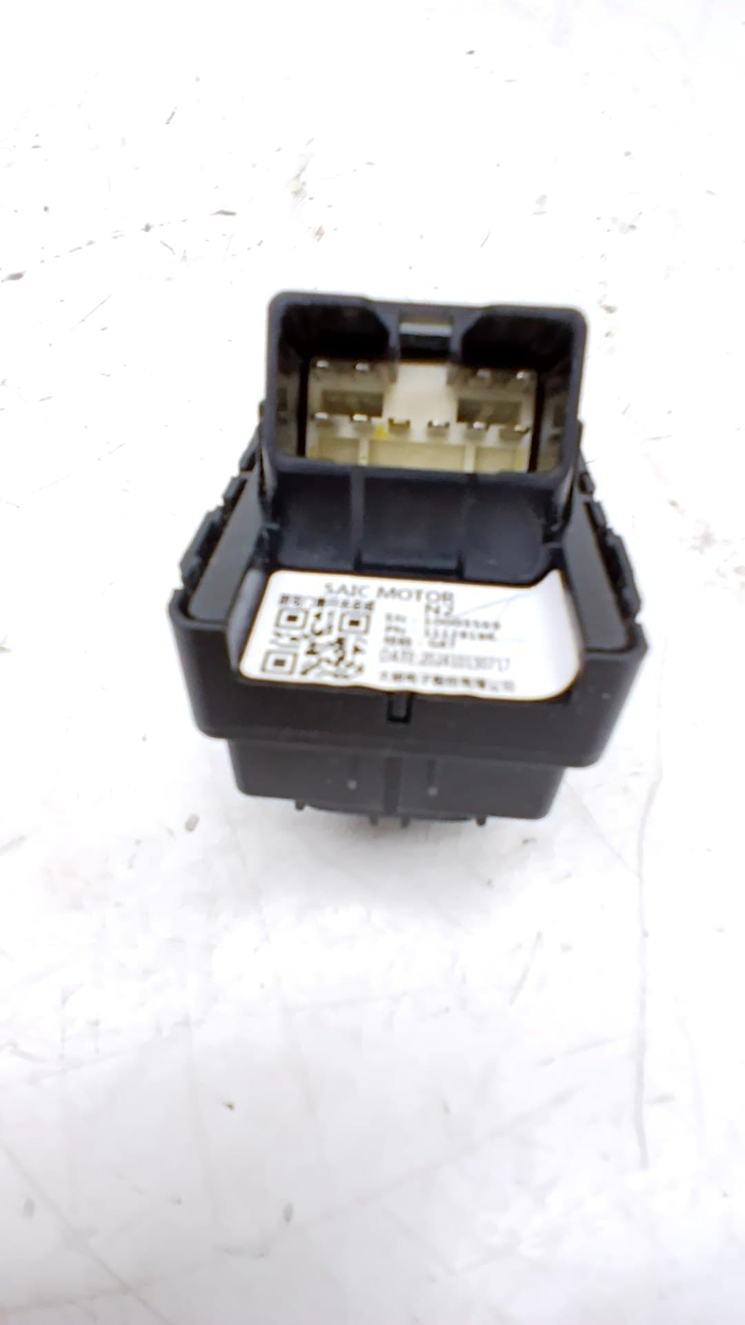Mando elevalunas delantero derecho MG EHS 3