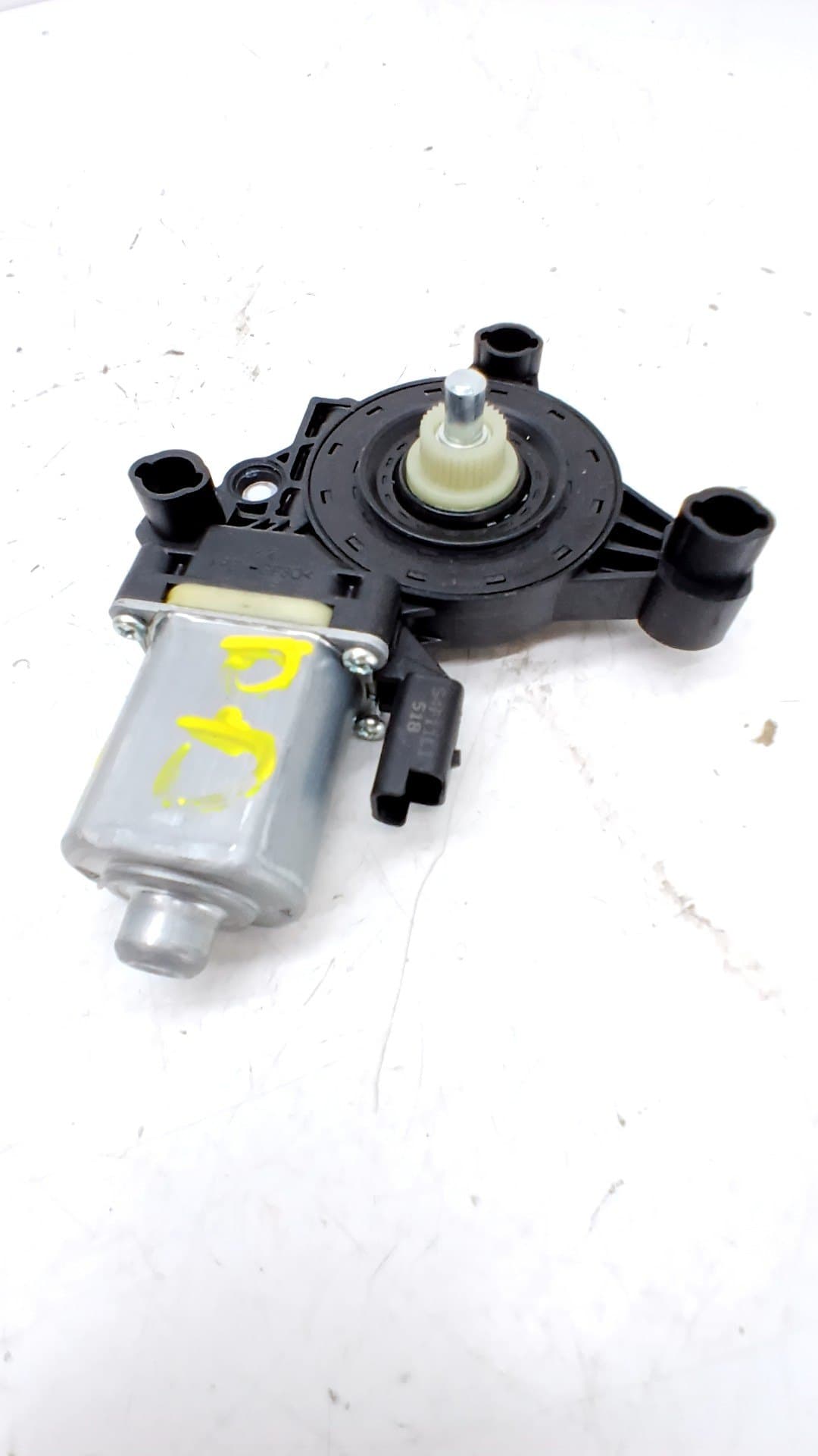 Motor elevalunas delantero derecho MG EHS 3