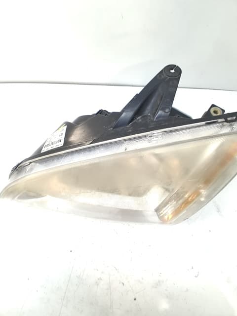Faro derecho FORD FOCUS II (DA_, HCP, DP) 2