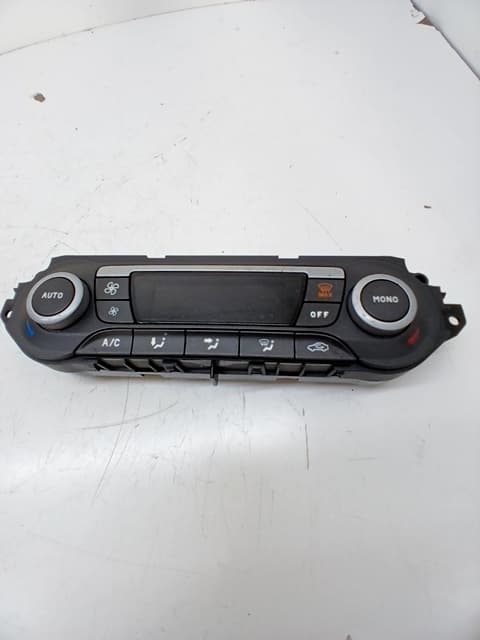 Mando climatizador FORD FOCUS II (DA_, HCP, DP) 2