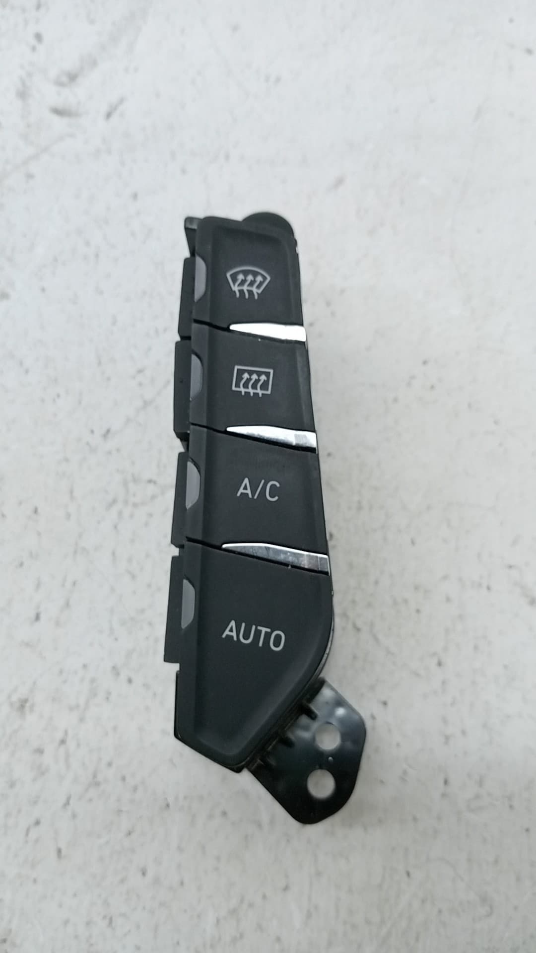 Modulo confort LYNK & CO 01