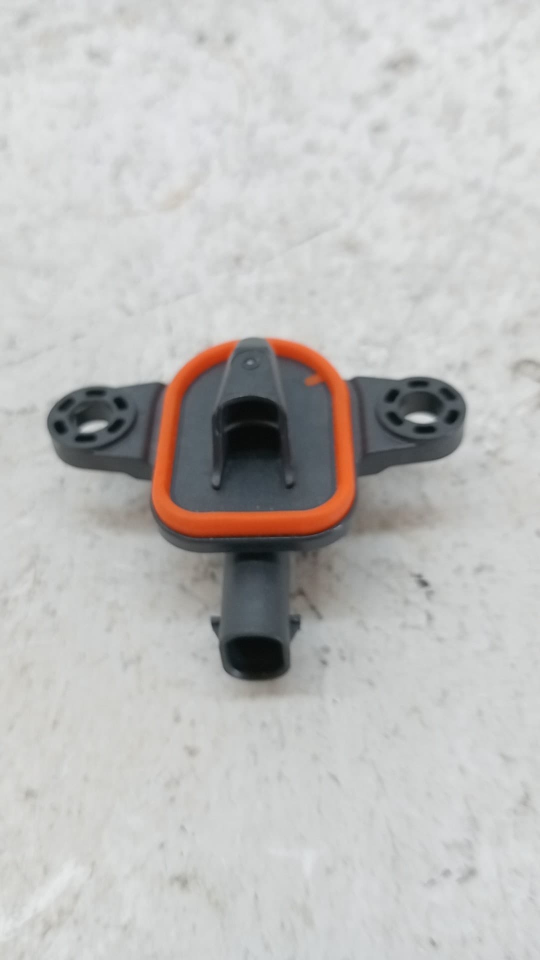Sensor impacto LYNK & CO 01