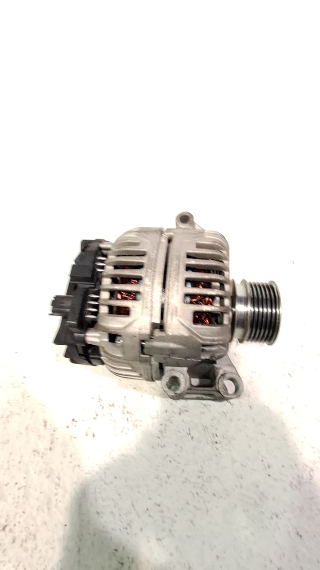 Alternador RENAULT LAGUNA (B56) 2