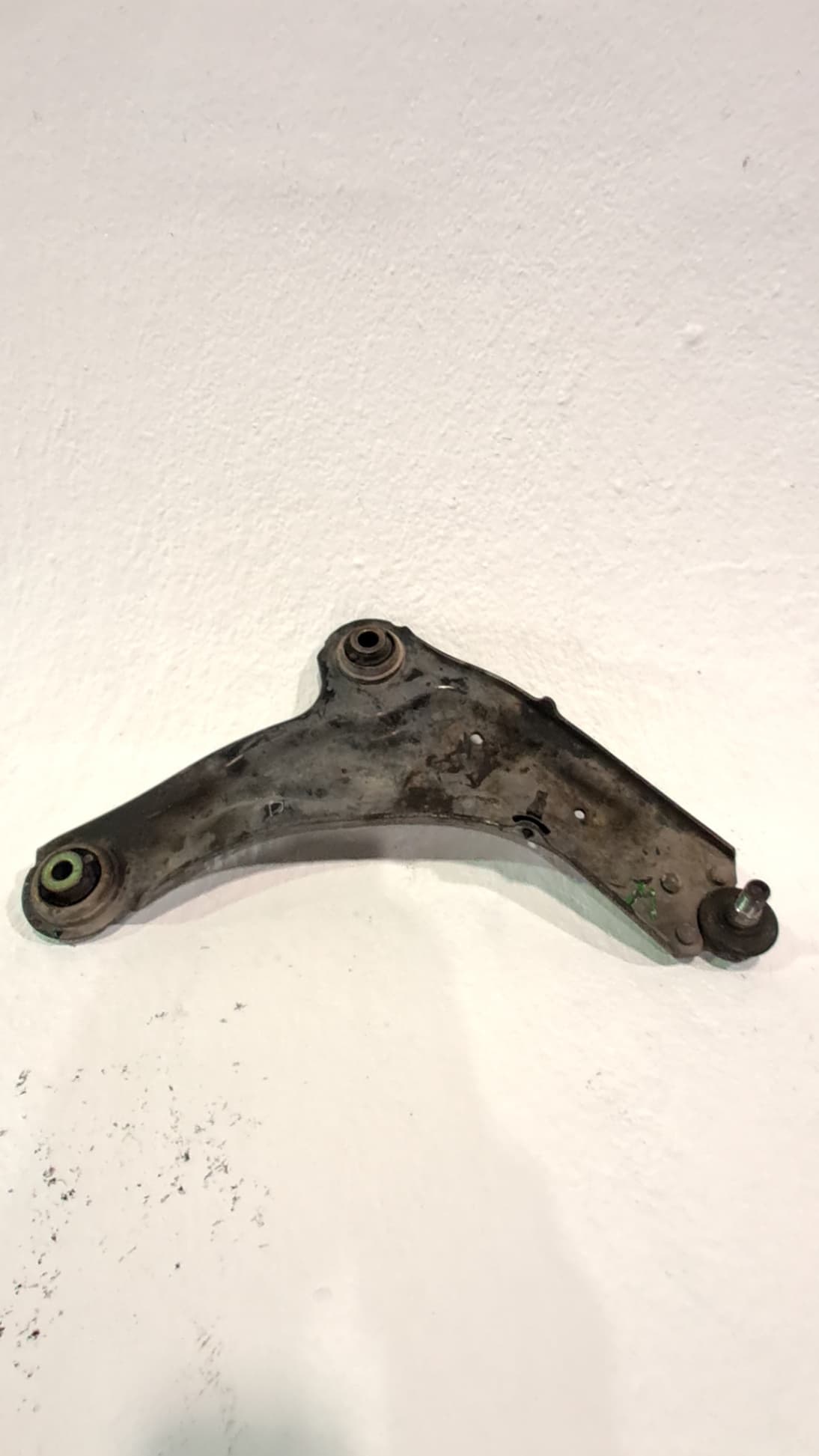 Brazo suspension inferior delantero derecho RENAULT LAGUNA (B56)