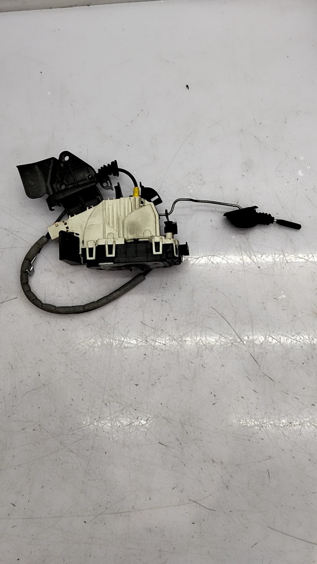 Cerradura puerta delantera izquierda MERCEDES-BENZ CLASE C (W203) BERLINA 2