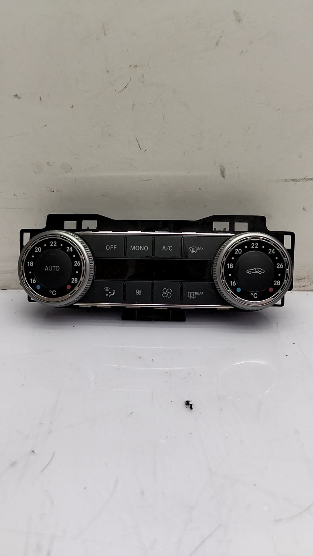 Recambio MERCEDES-BENZ CLASE C (W203) BERLINA ref. A2049009104