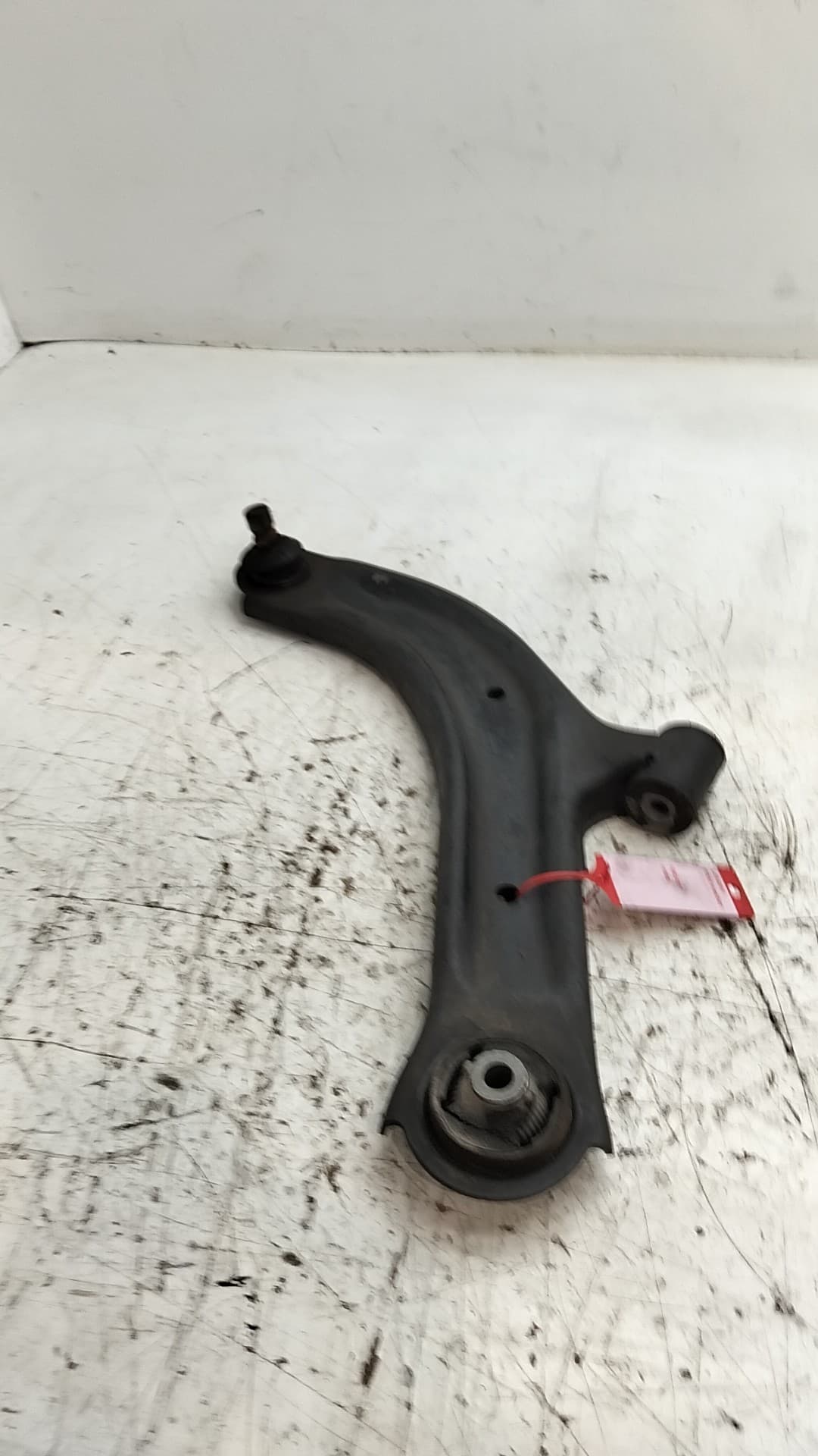 Brazo suspension inferior delantero izquierdo NISSAN NV 200 (M20)