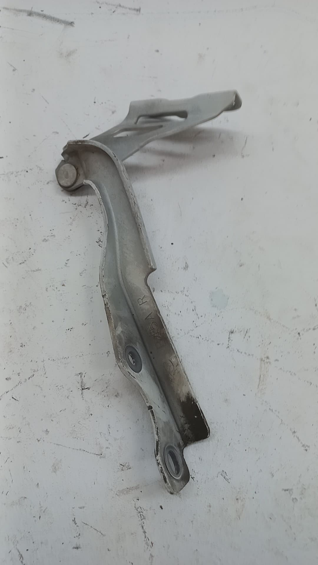 Recambio MAZDA 3 ref. B45A52410A 2