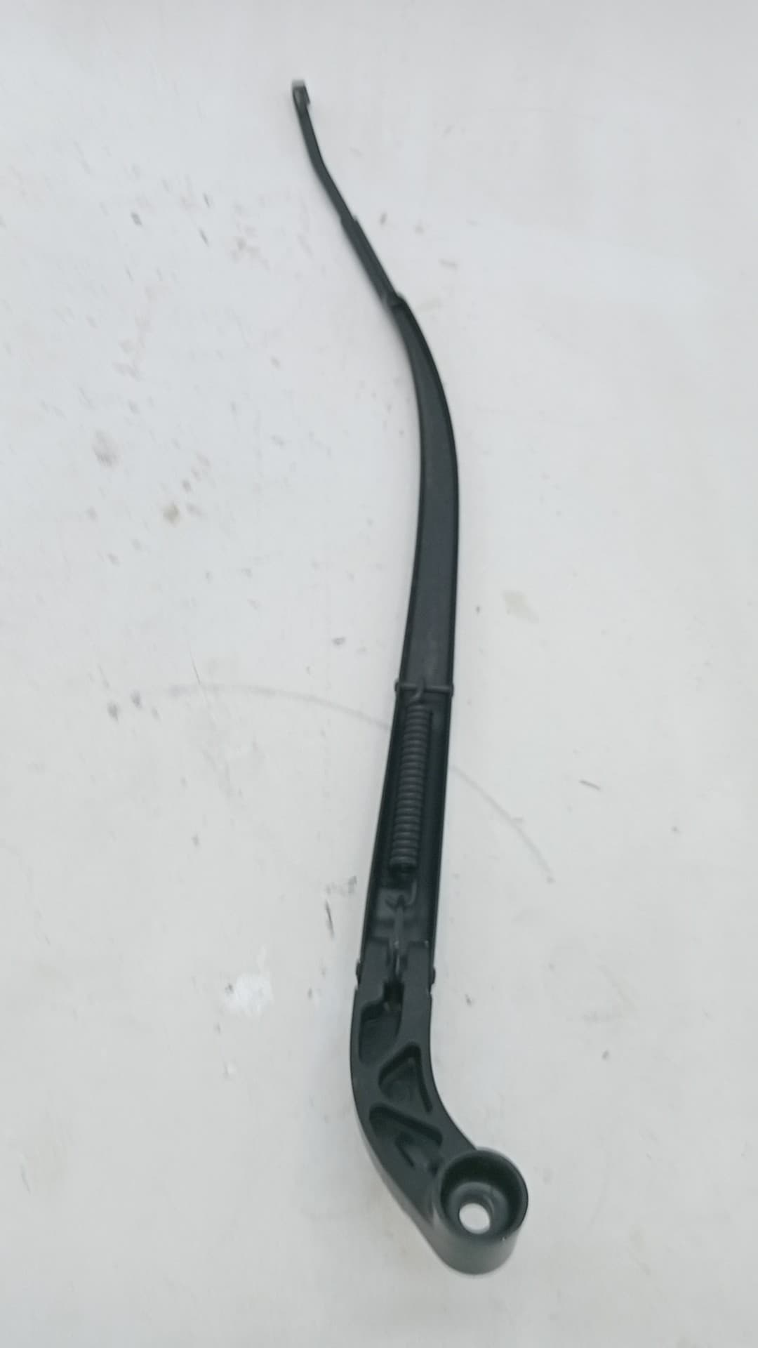Brazo limpia delantero derecho MAZDA 3 2