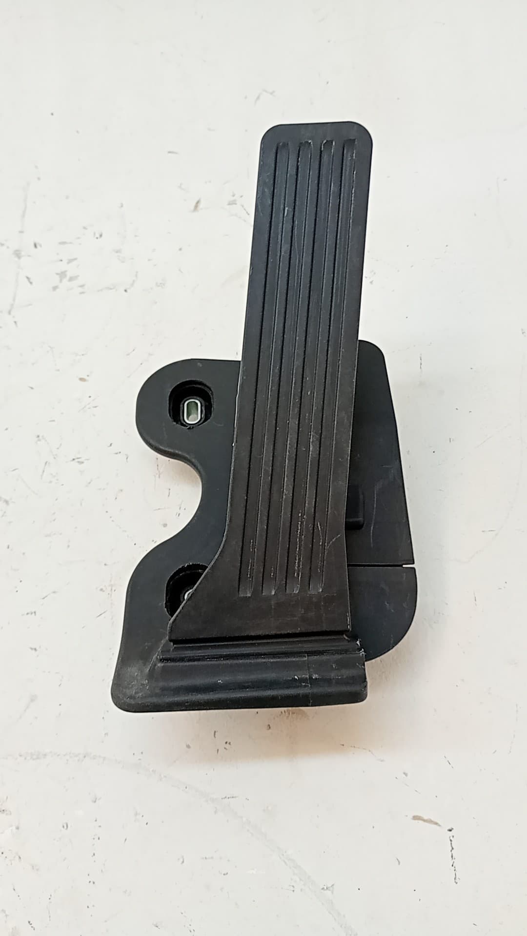 Pedal acelerador MAZDA 3