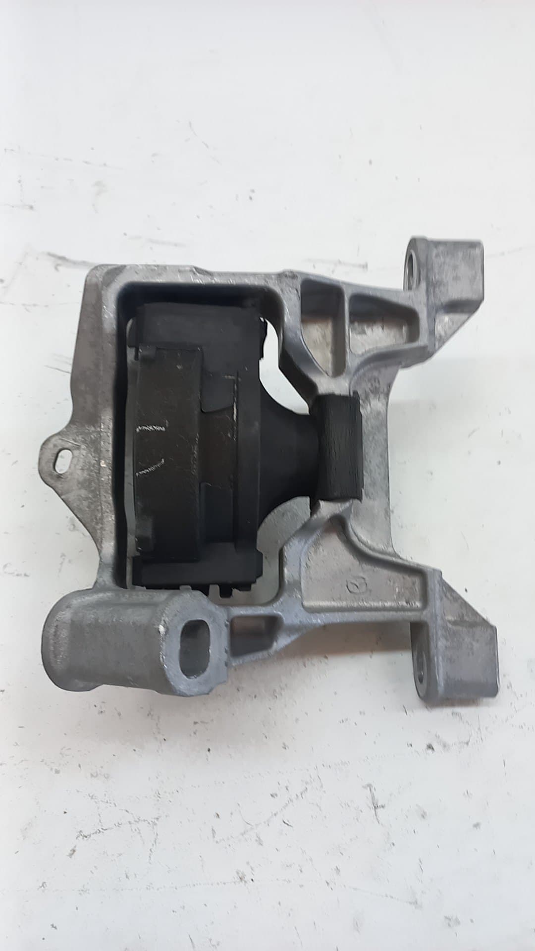 Soporte motor MAZDA 3 2