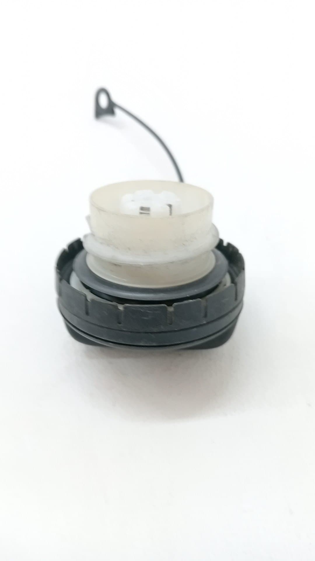 Tapon combustible MAZDA 3 2