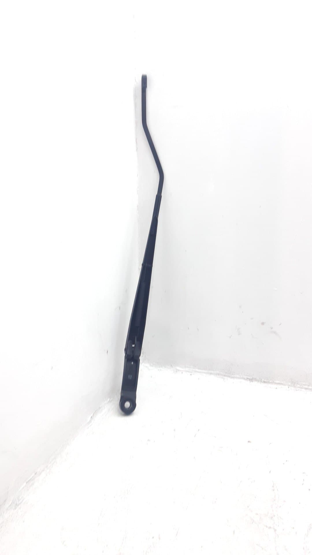 Brazo limpia delantero derecho CHEVROLET AVEO 2