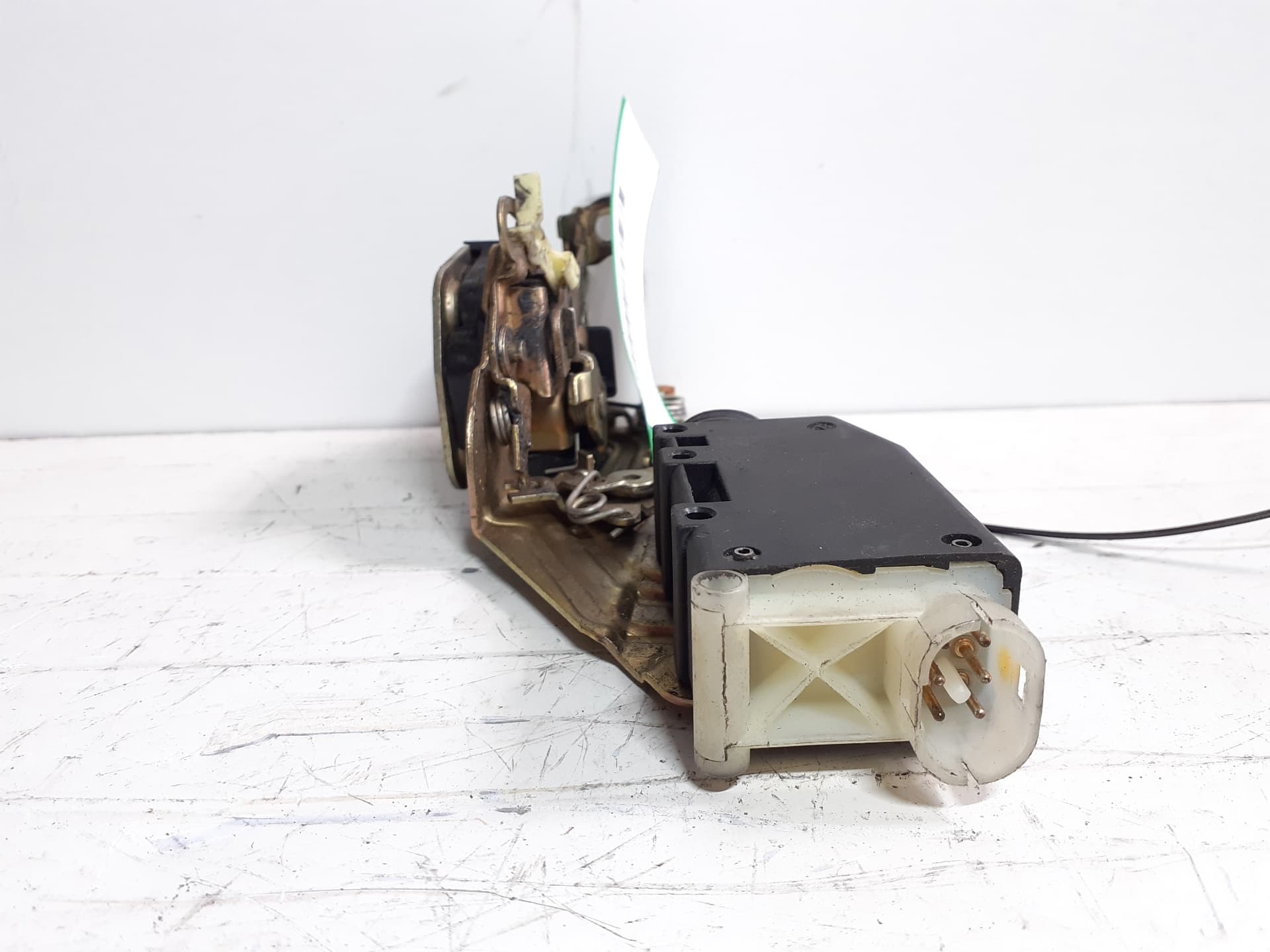 Cerradura puerta delantera derecha OPEL ASTRA H CARAVAN 4
