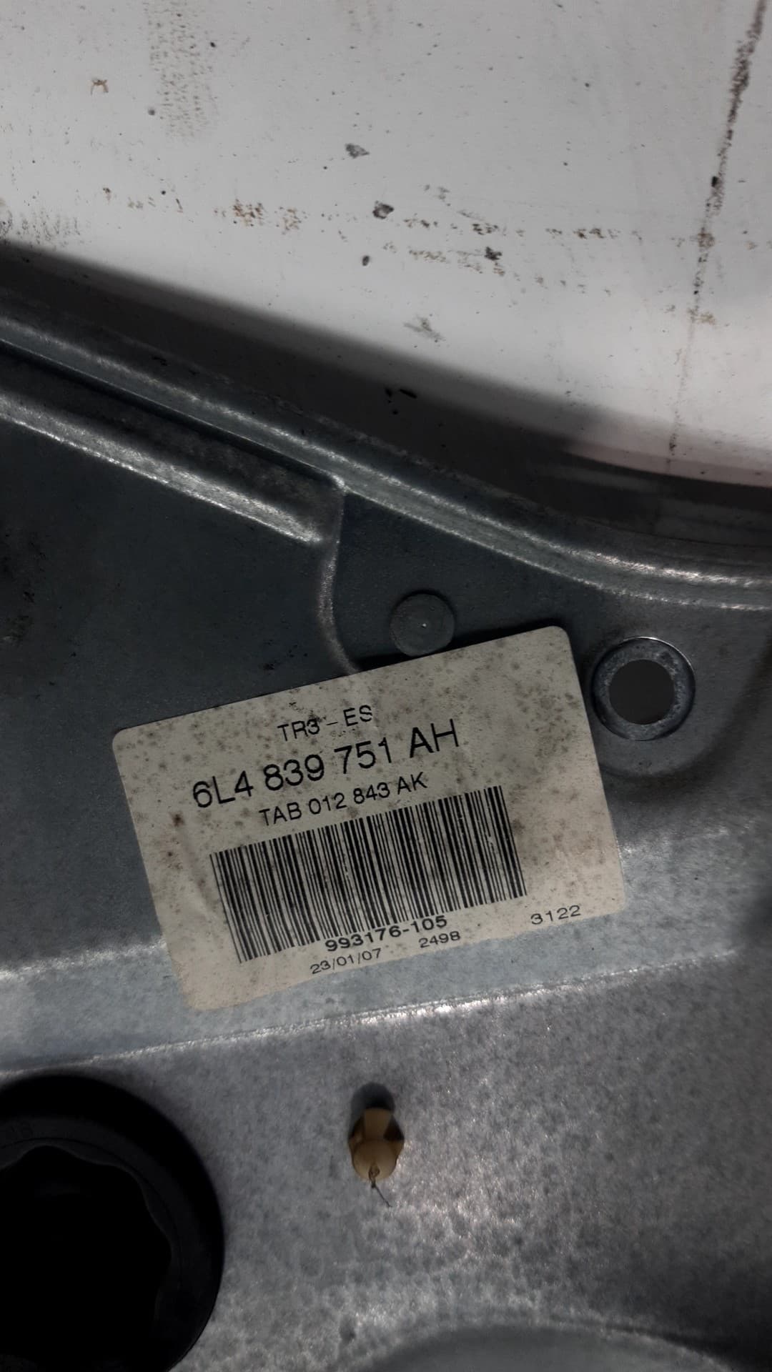 Elevalunas trasero izquierdo SEAT IBIZA (6L1) 3