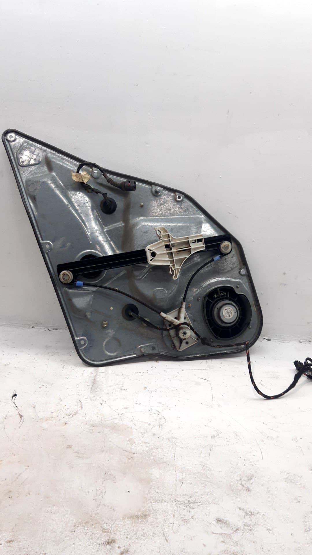Elevalunas trasero izquierdo SEAT IBIZA (6L1) 2