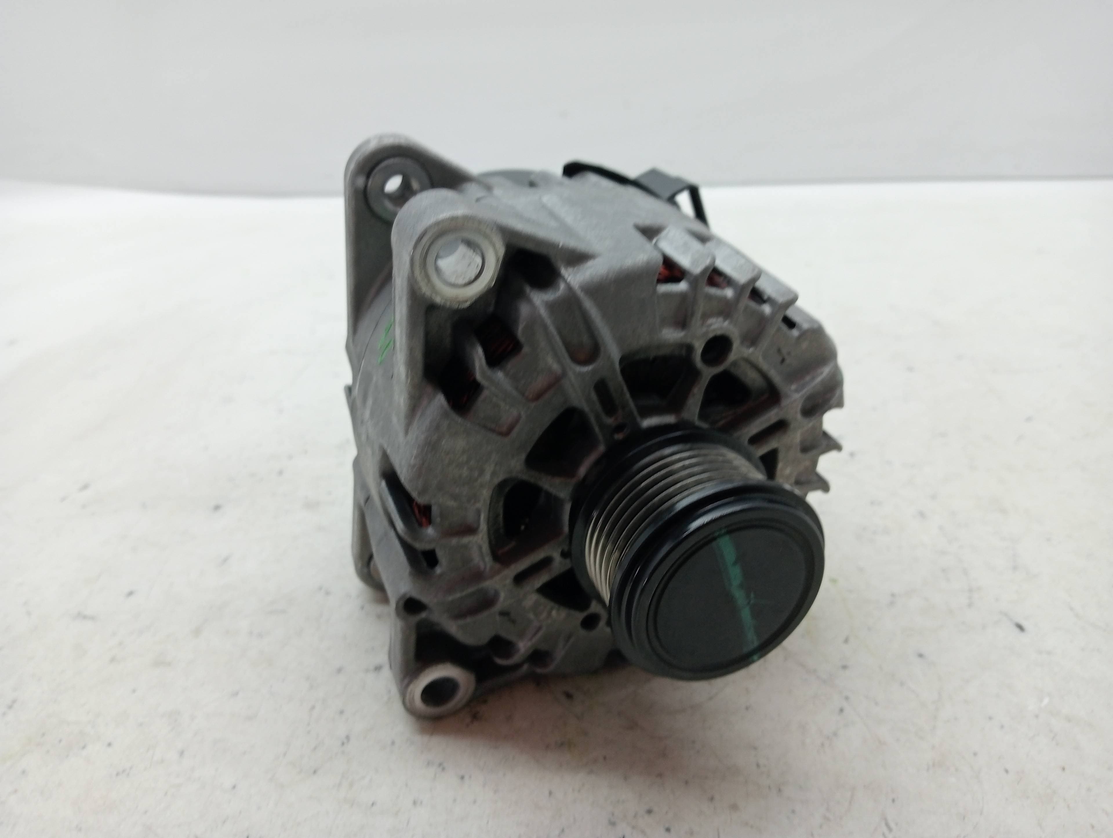 Alternador FORD FOCUS 2