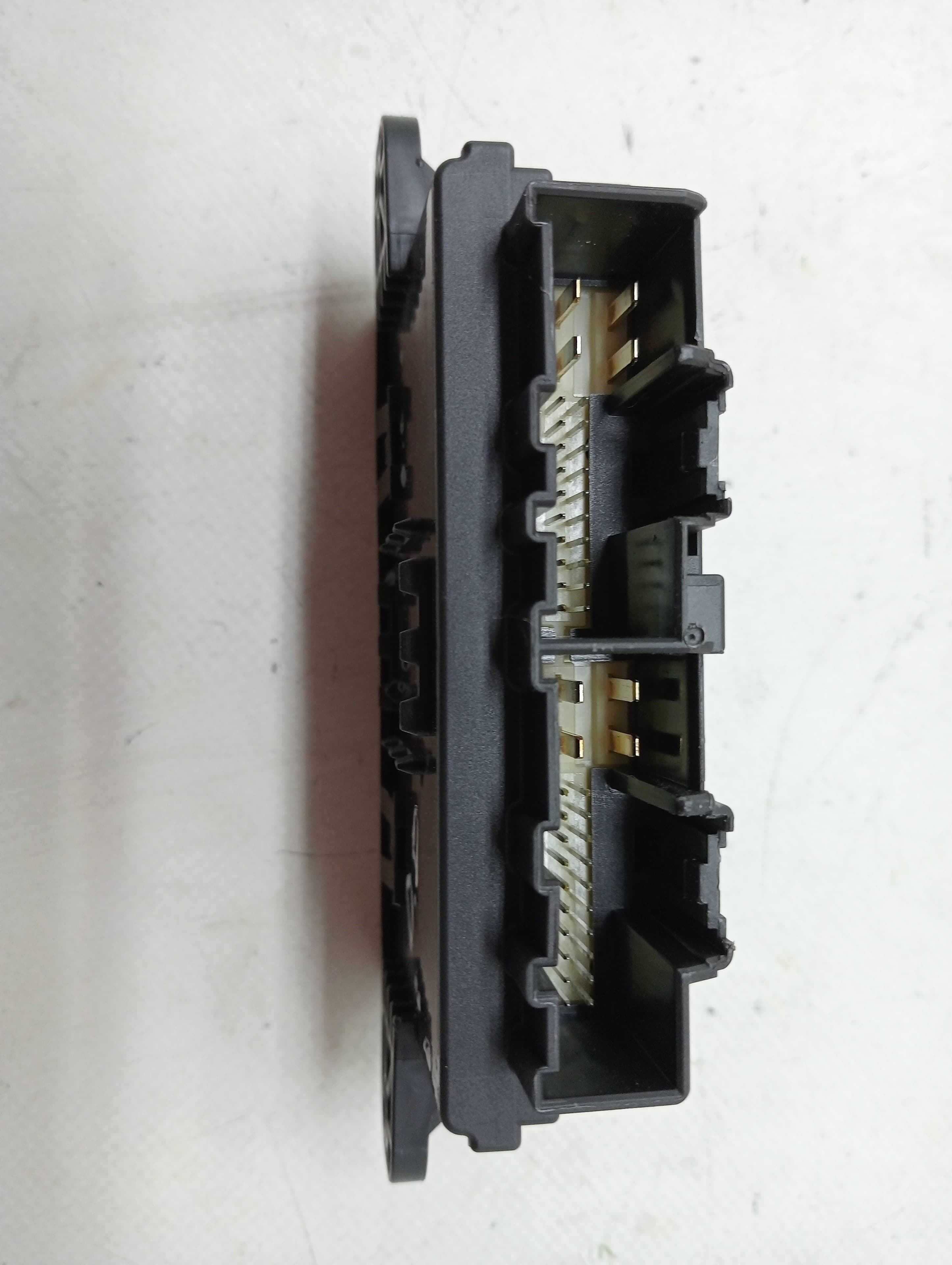Modulo electronico FORD FOCUS 3