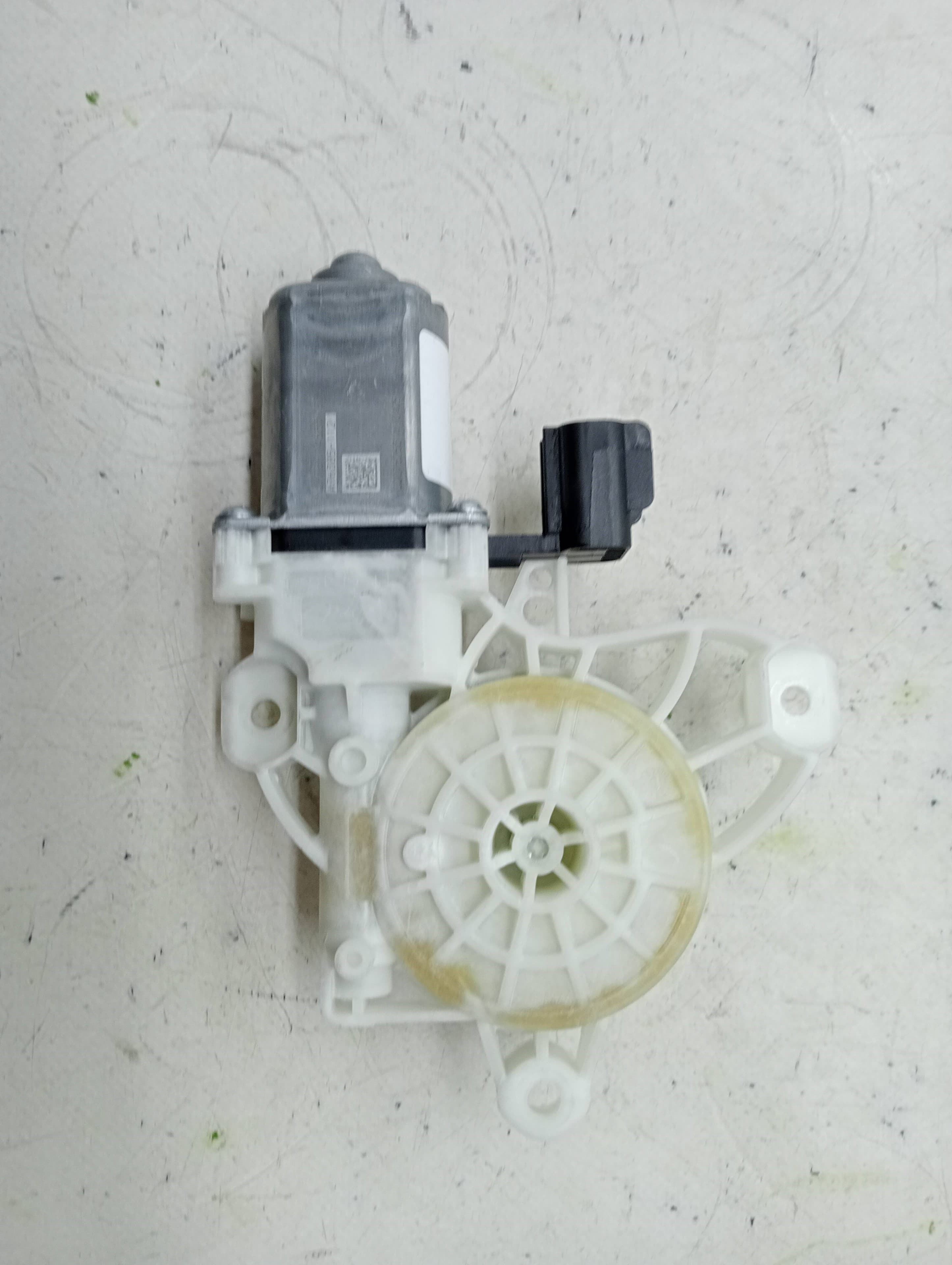 Motor elevalunas delantero izquierdo FORD FOCUS 3