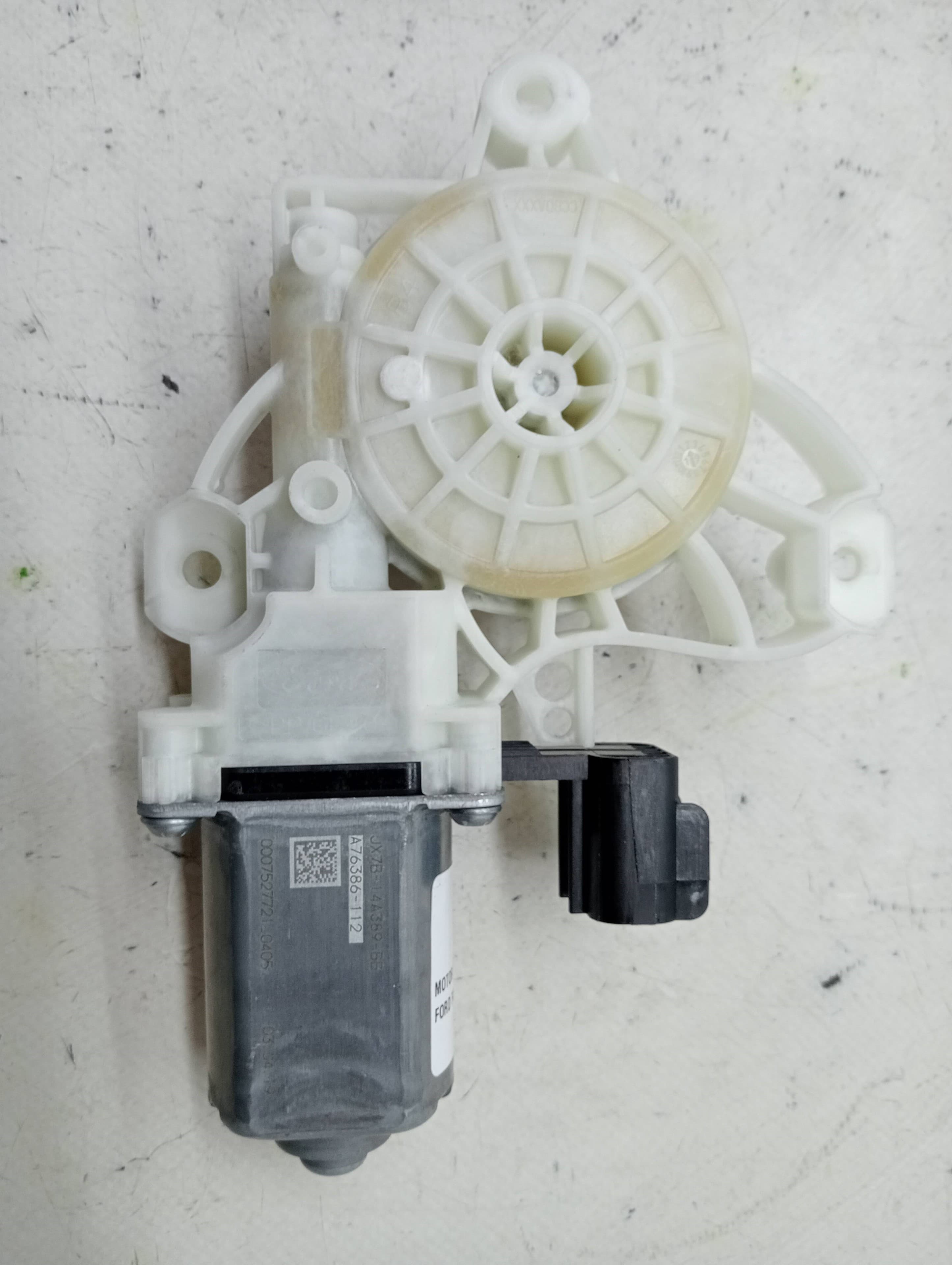Motor elevalunas trasero derecho FORD FOCUS 3