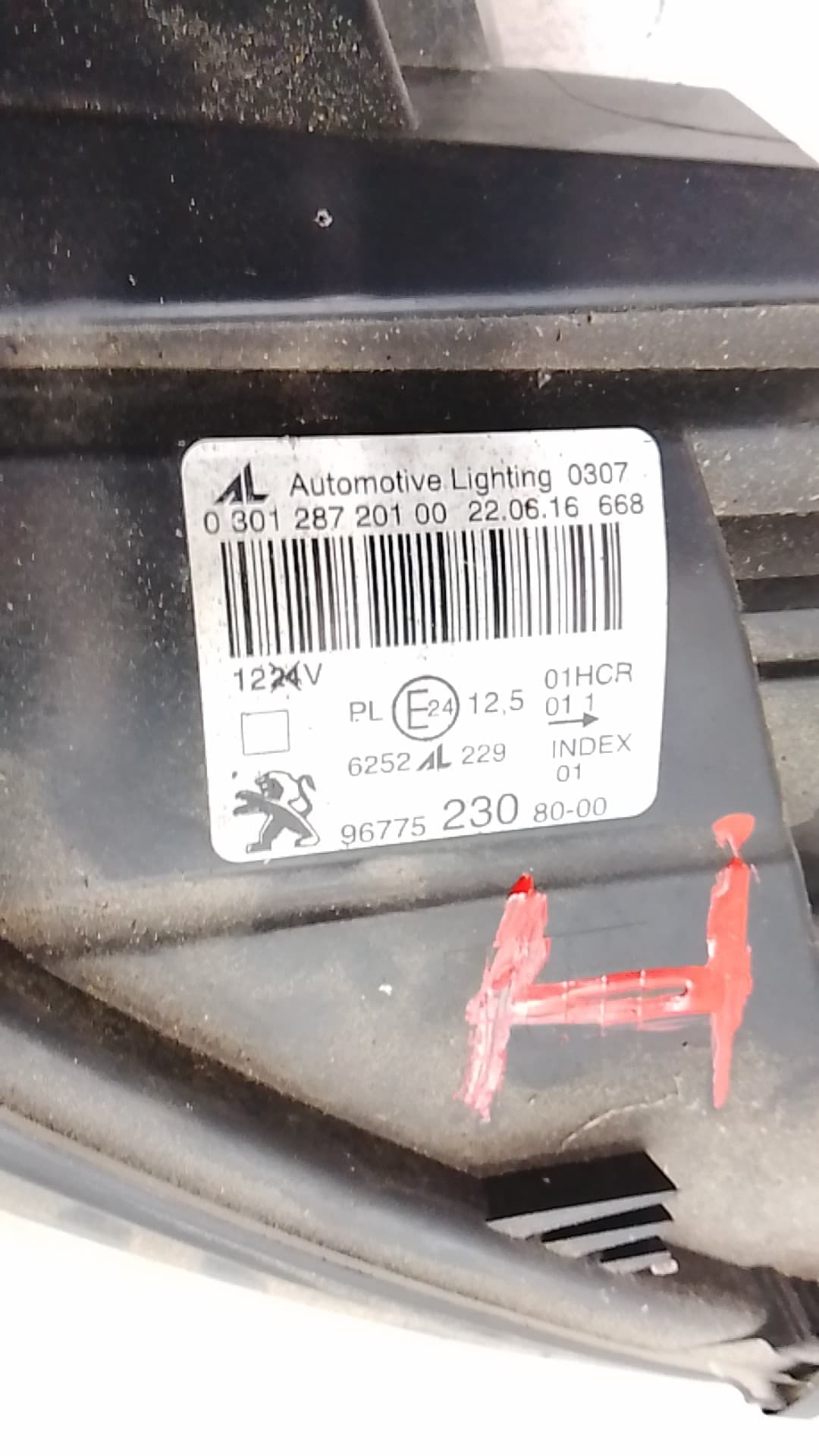 Faro izquierdo PEUGEOT 308 4