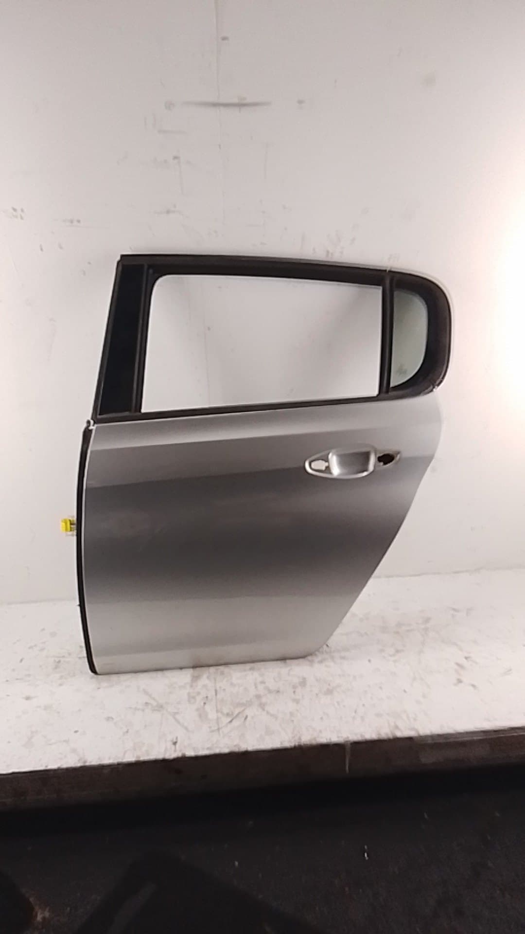 Puerta trasera izquierda PEUGEOT 308