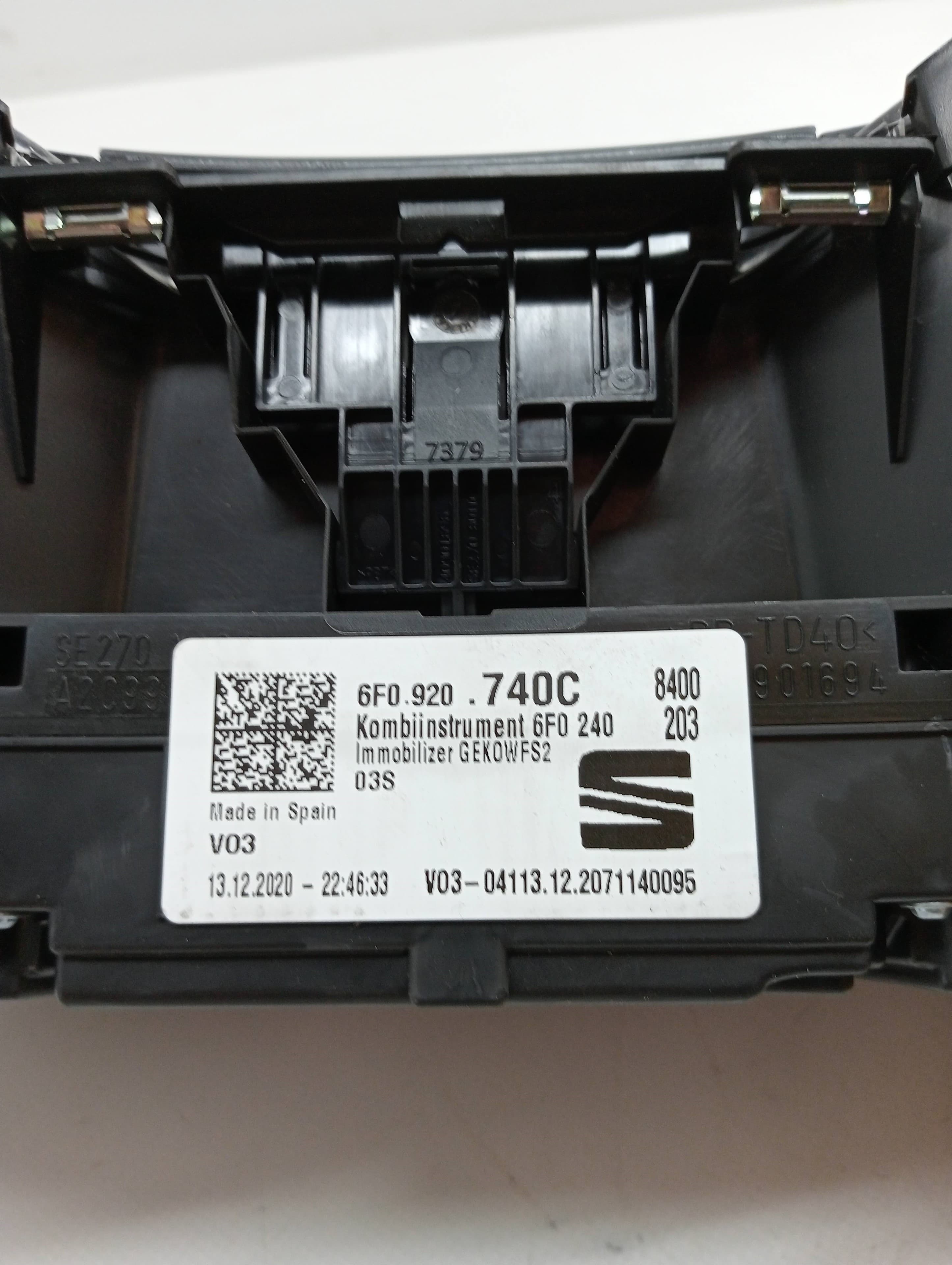 Cuadro instrumentos SEAT IBIZA ST (6P8) 3