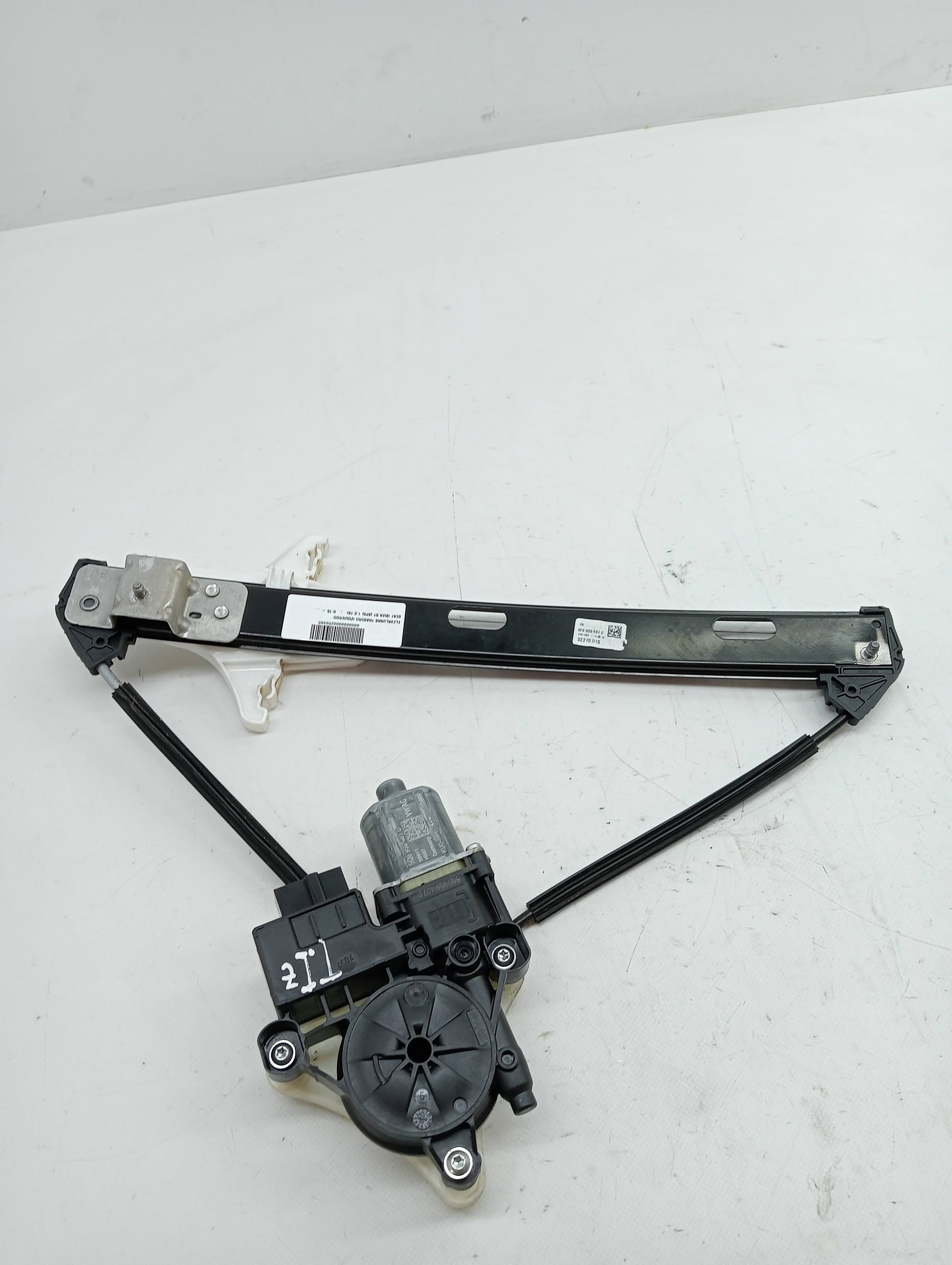 Elevalunas trasero izquierdo SEAT IBIZA ST (6P8)