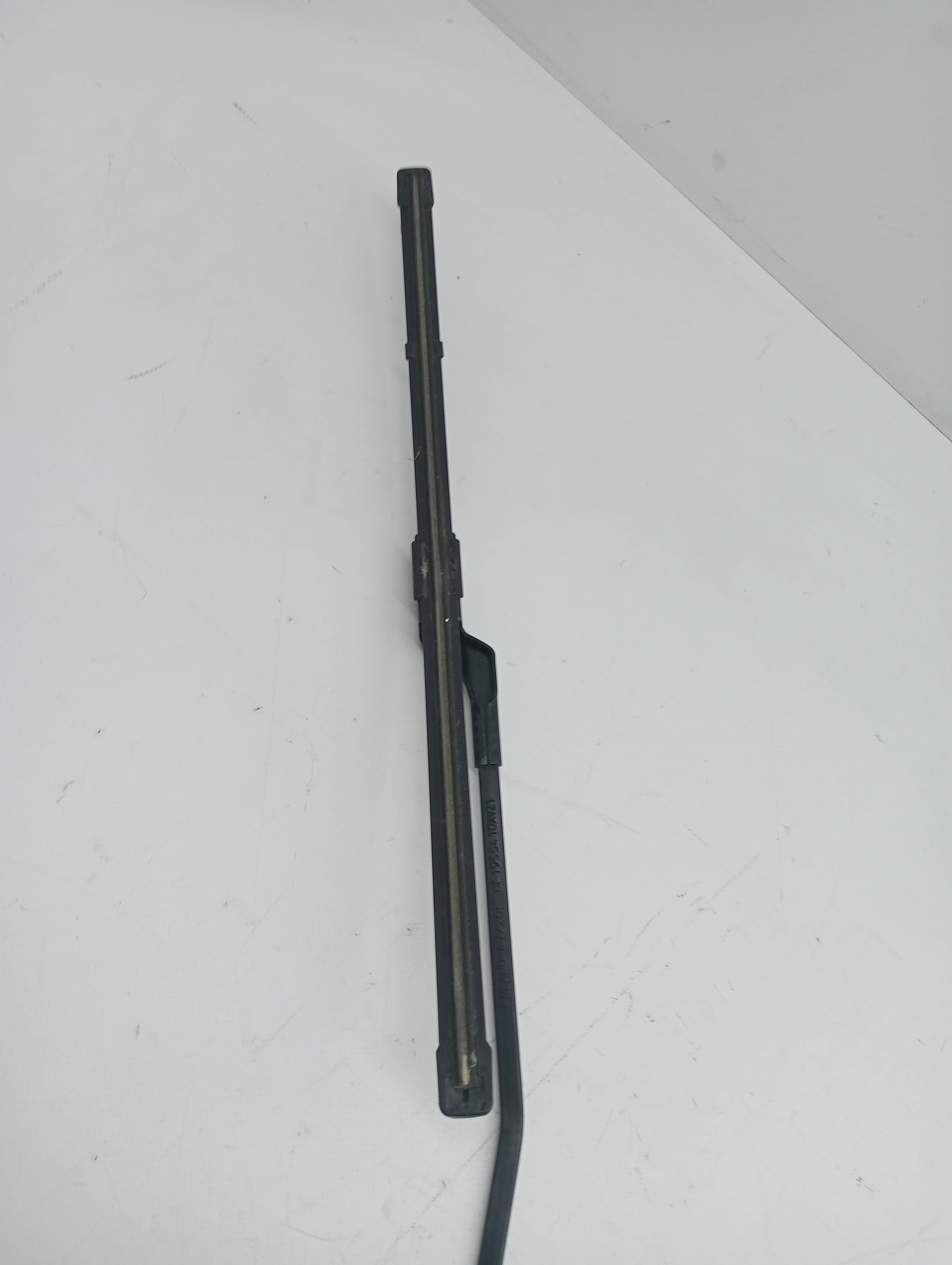 Brazo limpia delantero derecho SEAT IBIZA ST (6P8) 3