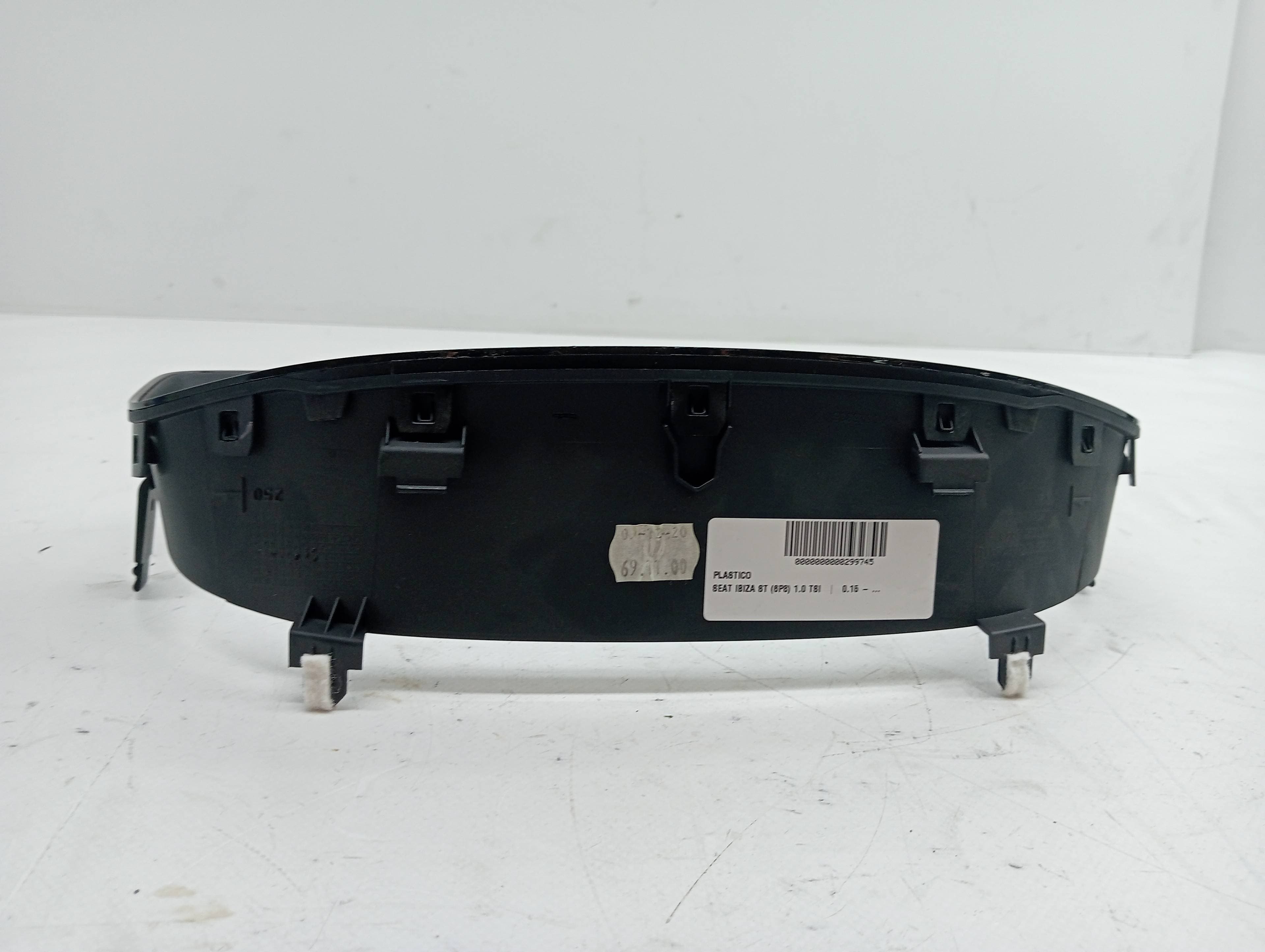 Plastico SEAT IBIZA ST (6P8) 3