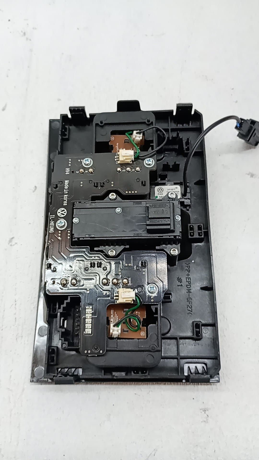 Luz interior SEAT ATECA (KH7)