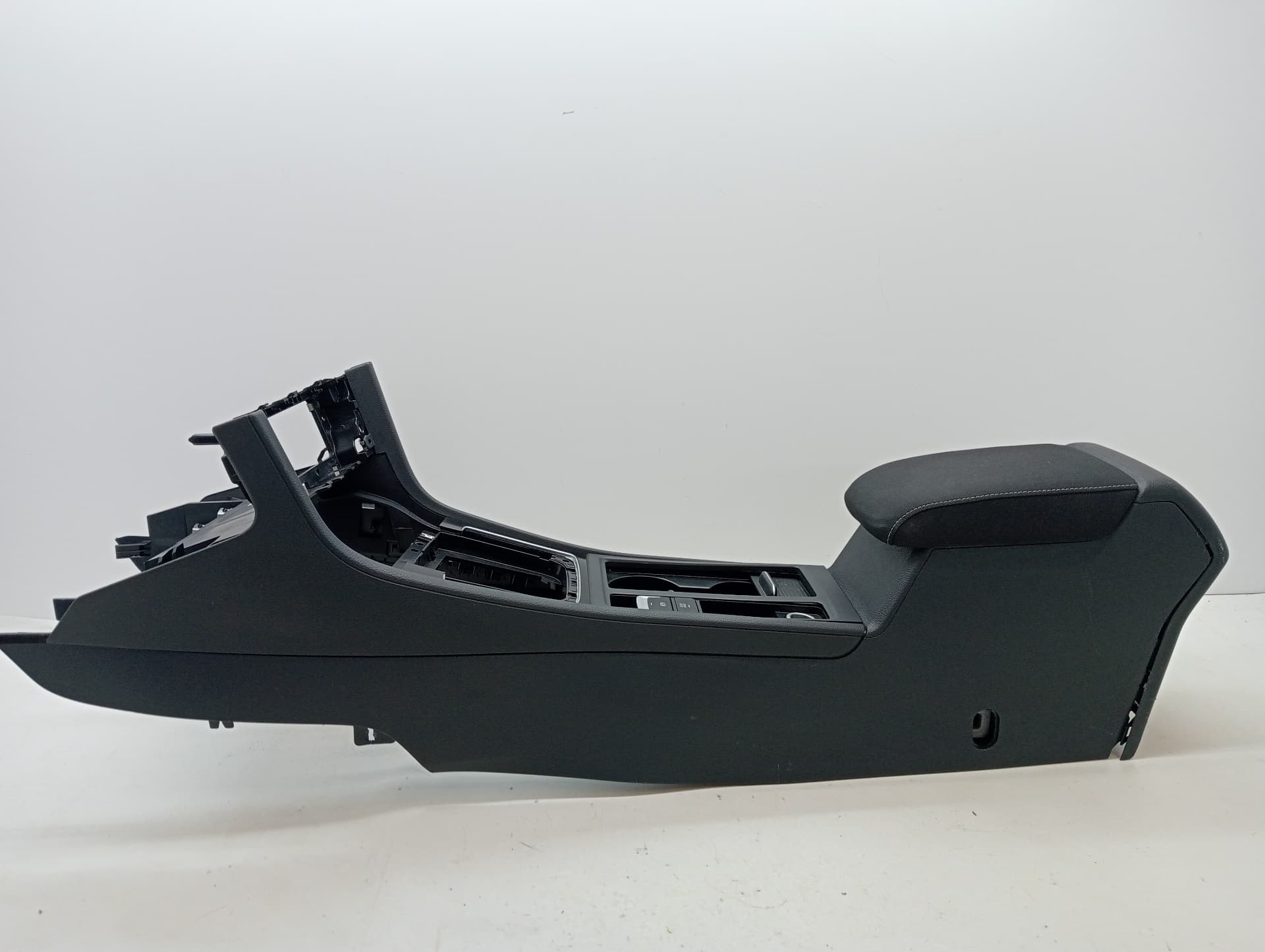 Consola central VOLKSWAGEN GOLF VII SPORTSVAN