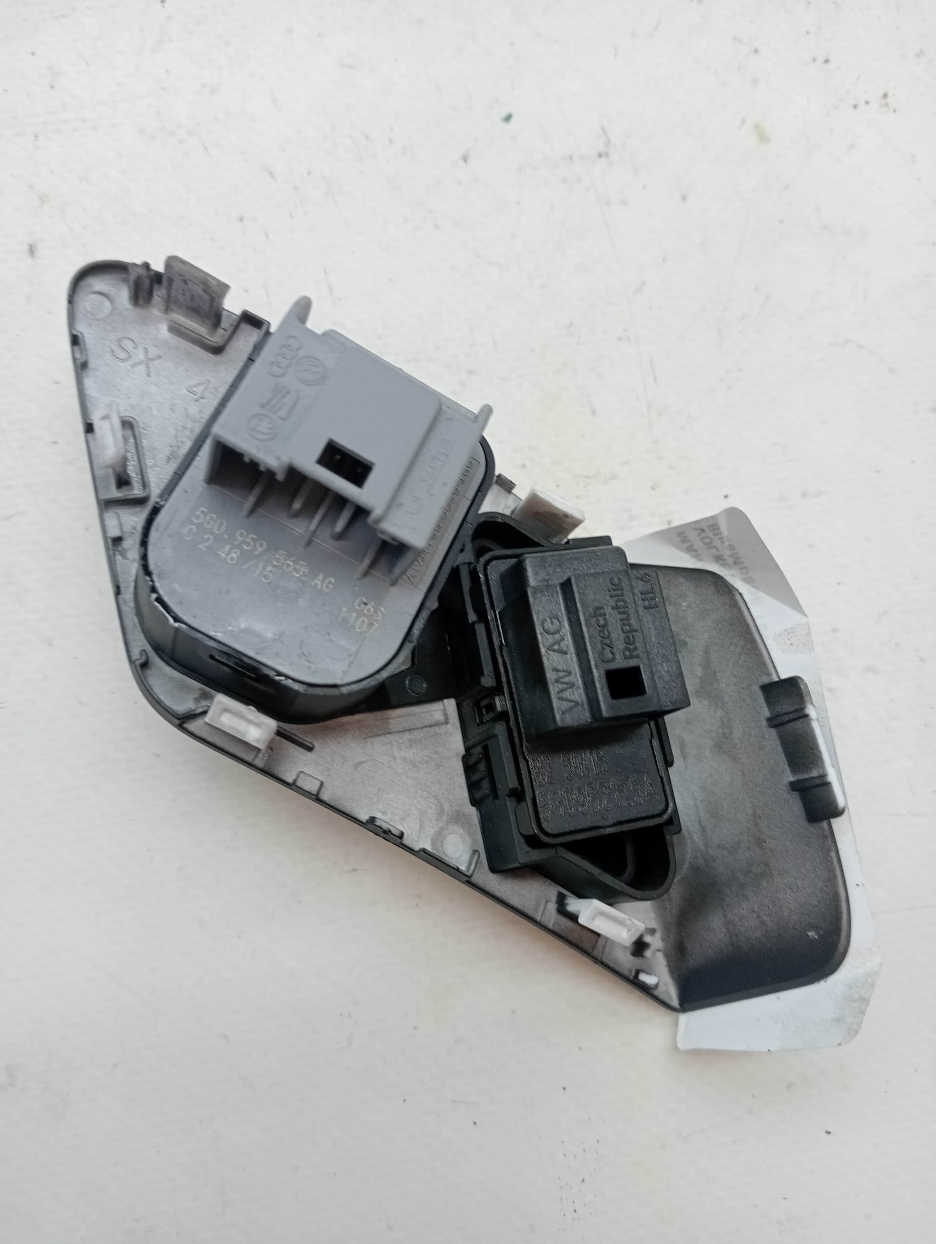 Mando retrovisor VOLKSWAGEN GOLF VII SPORTSVAN 3