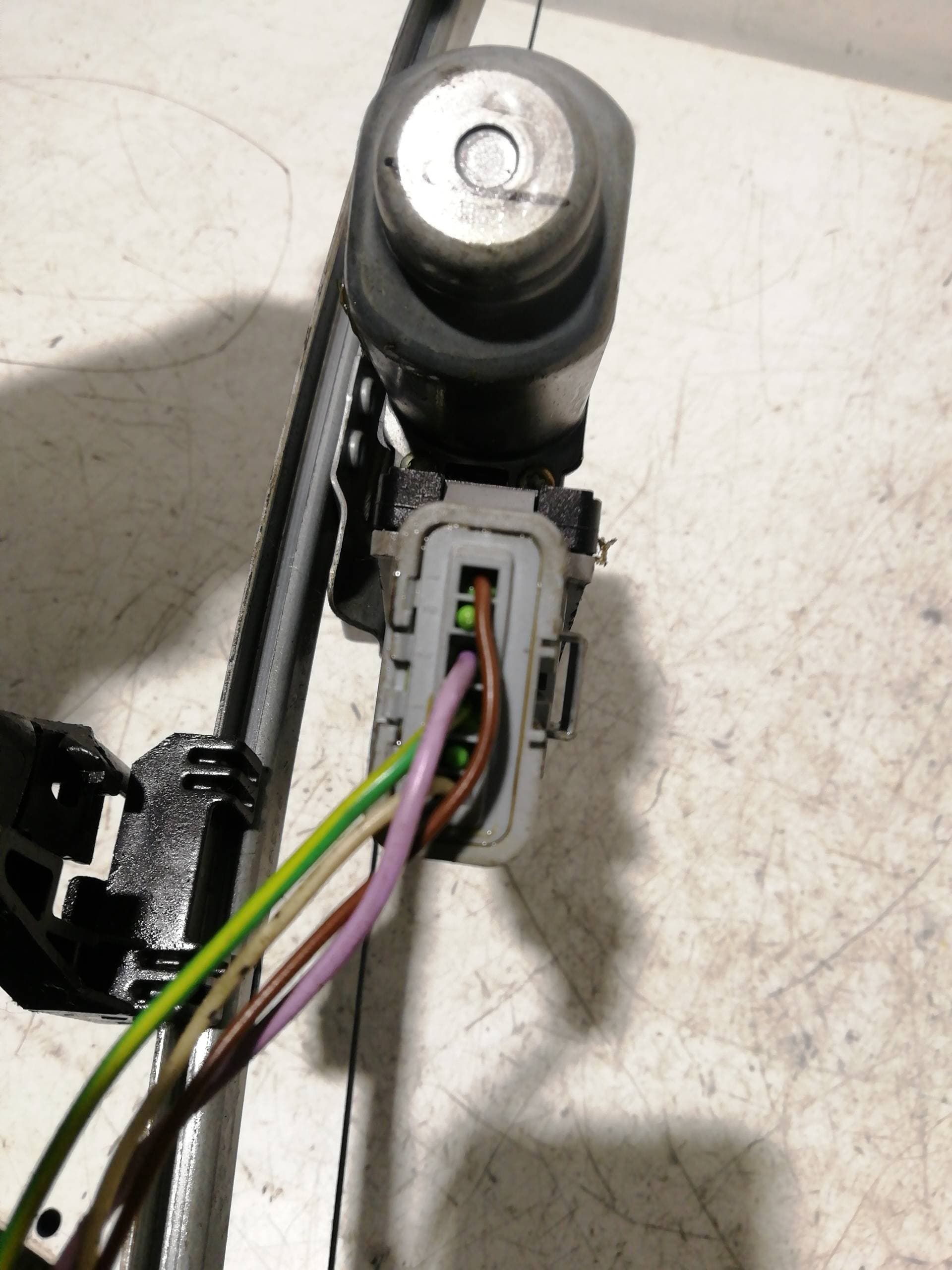 Elevalunas delantero izquierdo CITROEN C3 4