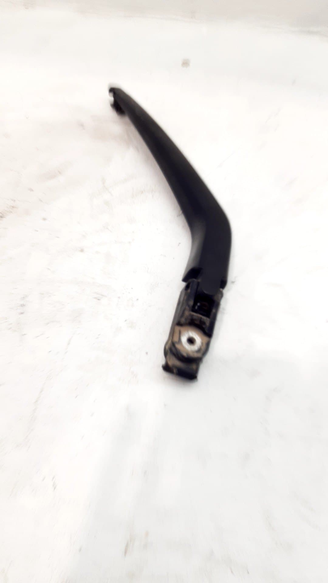 Brazo limpia trasero FIAT FREEMONT (345)