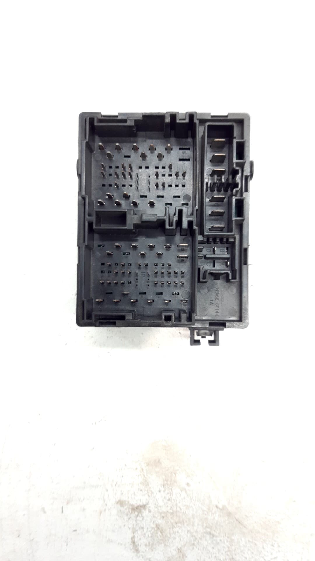 Caja reles / fusibles FIAT FREEMONT (345) 3