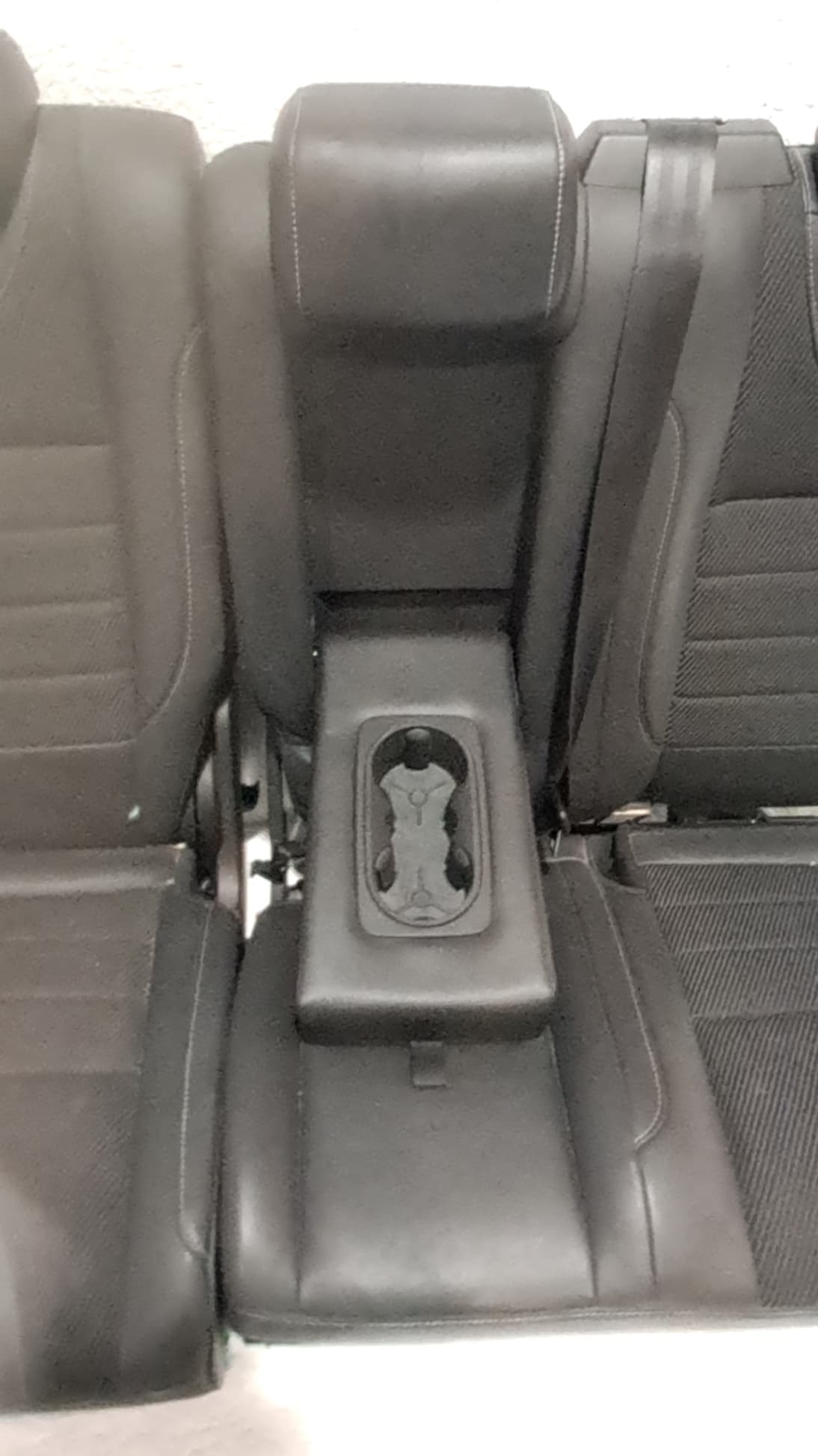 Cerradura asientos traseros FORD KUGA (CBS) 4