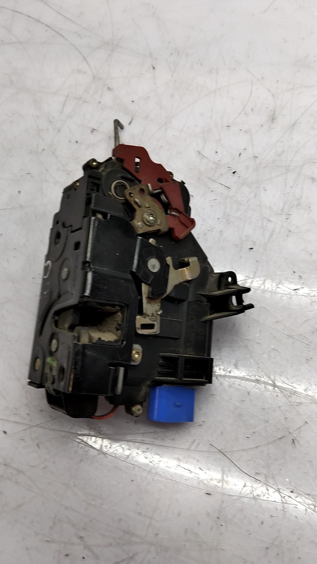 Cerradura puerta delantera izquierda AUDI A3 (8L)