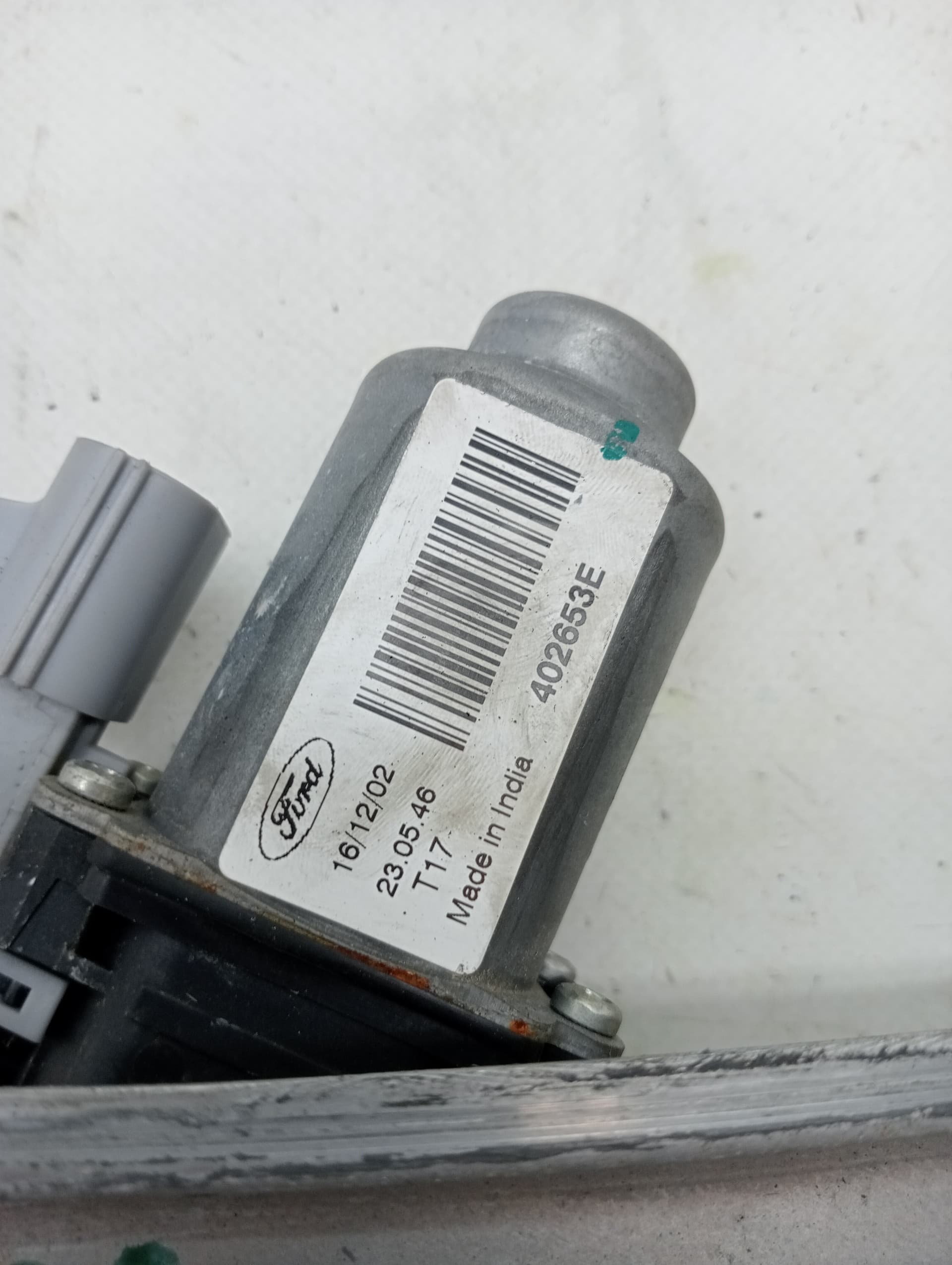 Elevalunas delantero derecho FORD KA+ 2