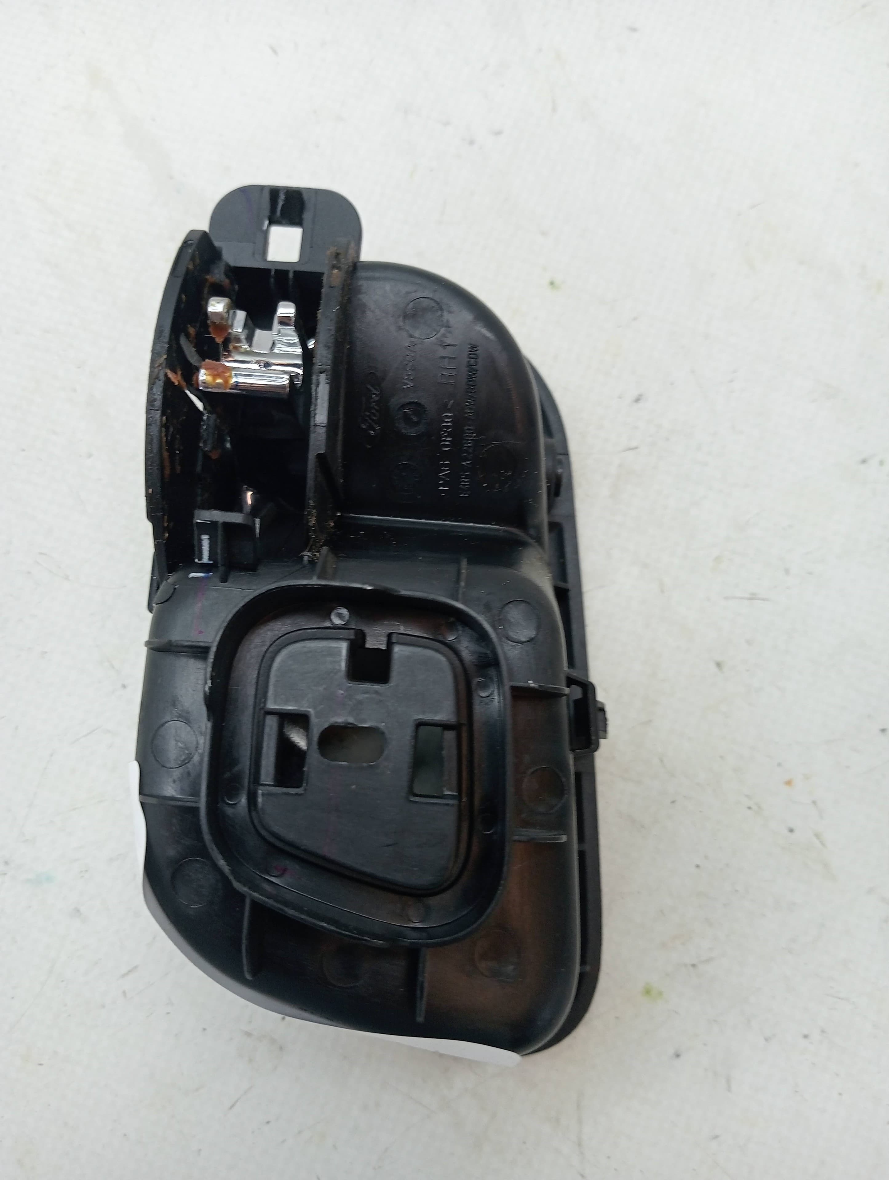 Maneta interior delantera derecha FORD KA+ 3