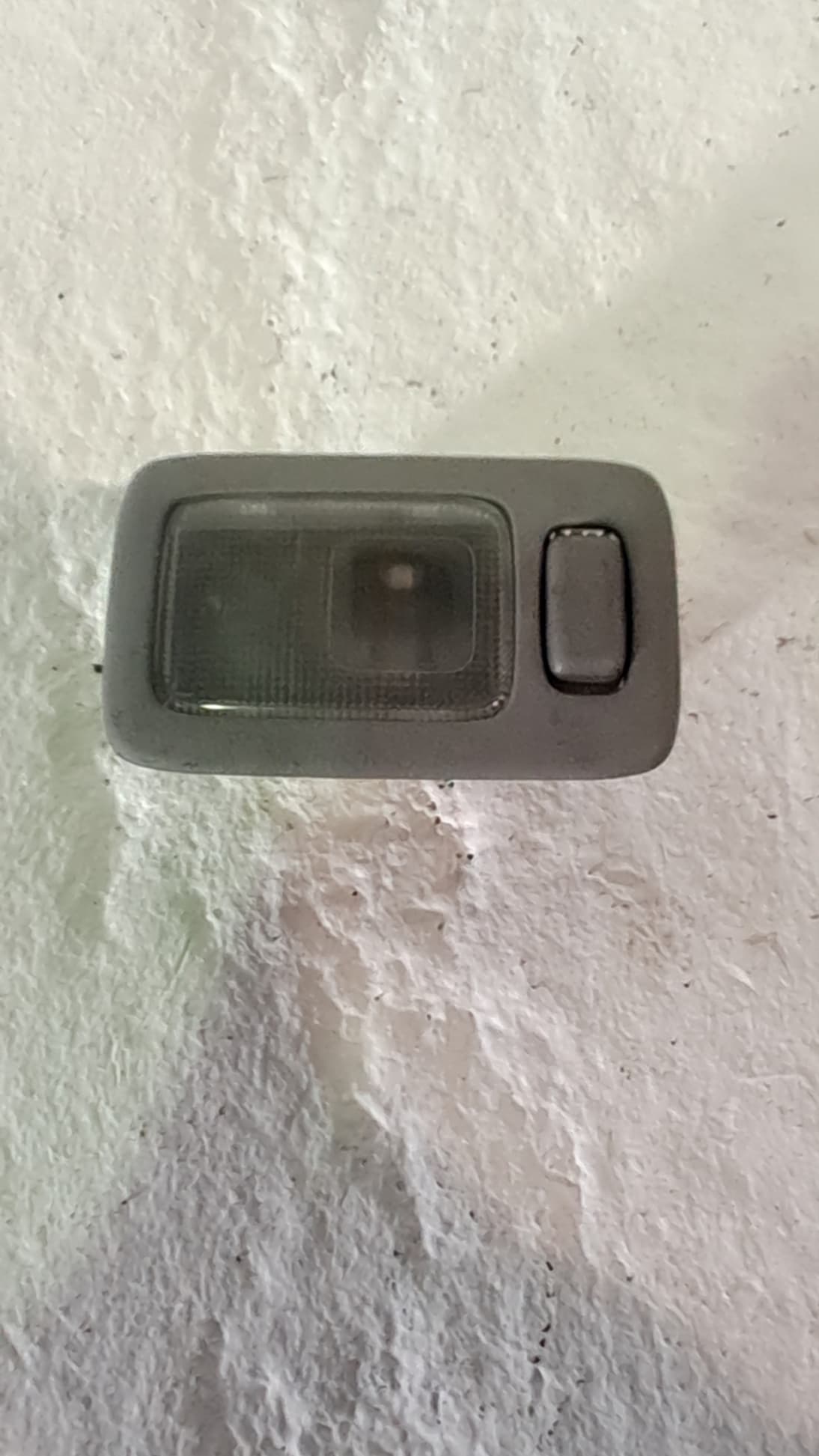 Luz interior MITSUBISHI MONTERO (V60/V70)