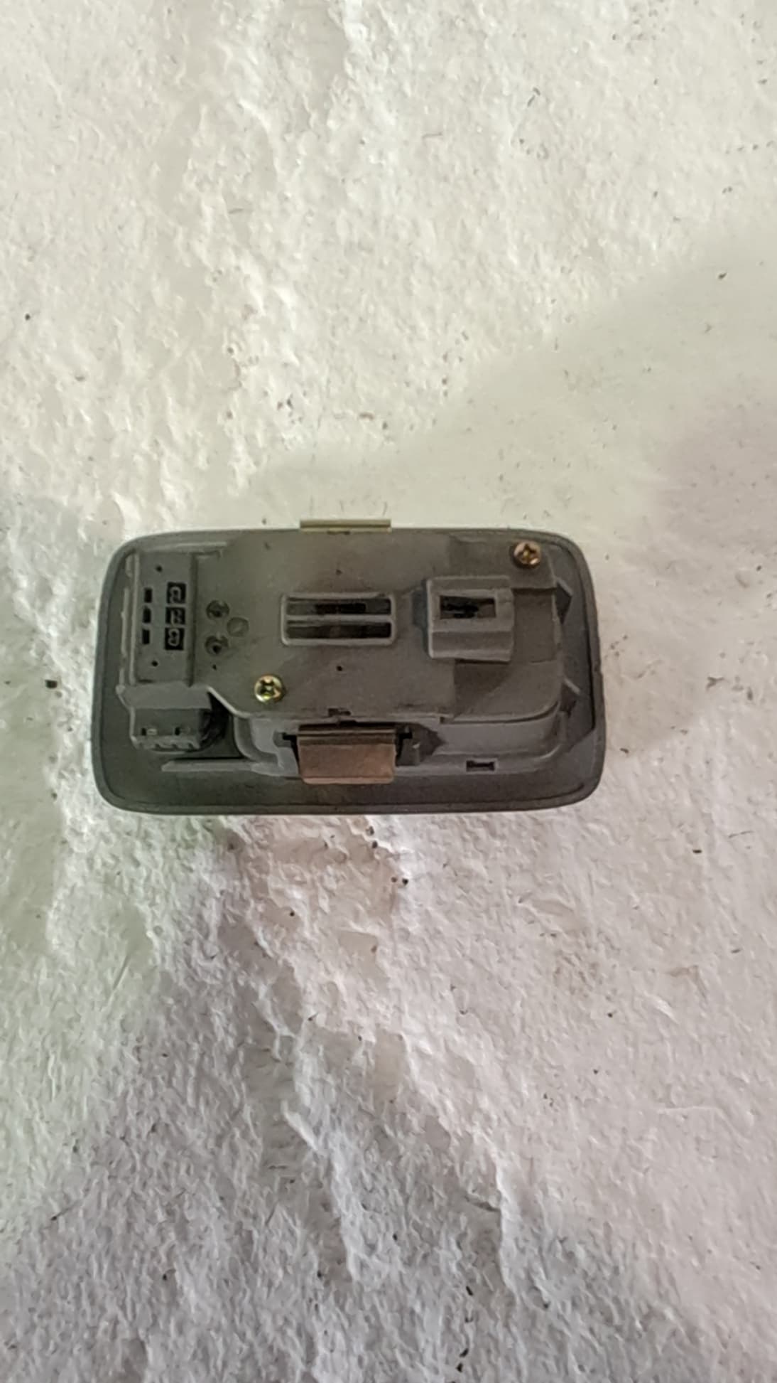 Luz interior MITSUBISHI MONTERO (V60/V70) 2