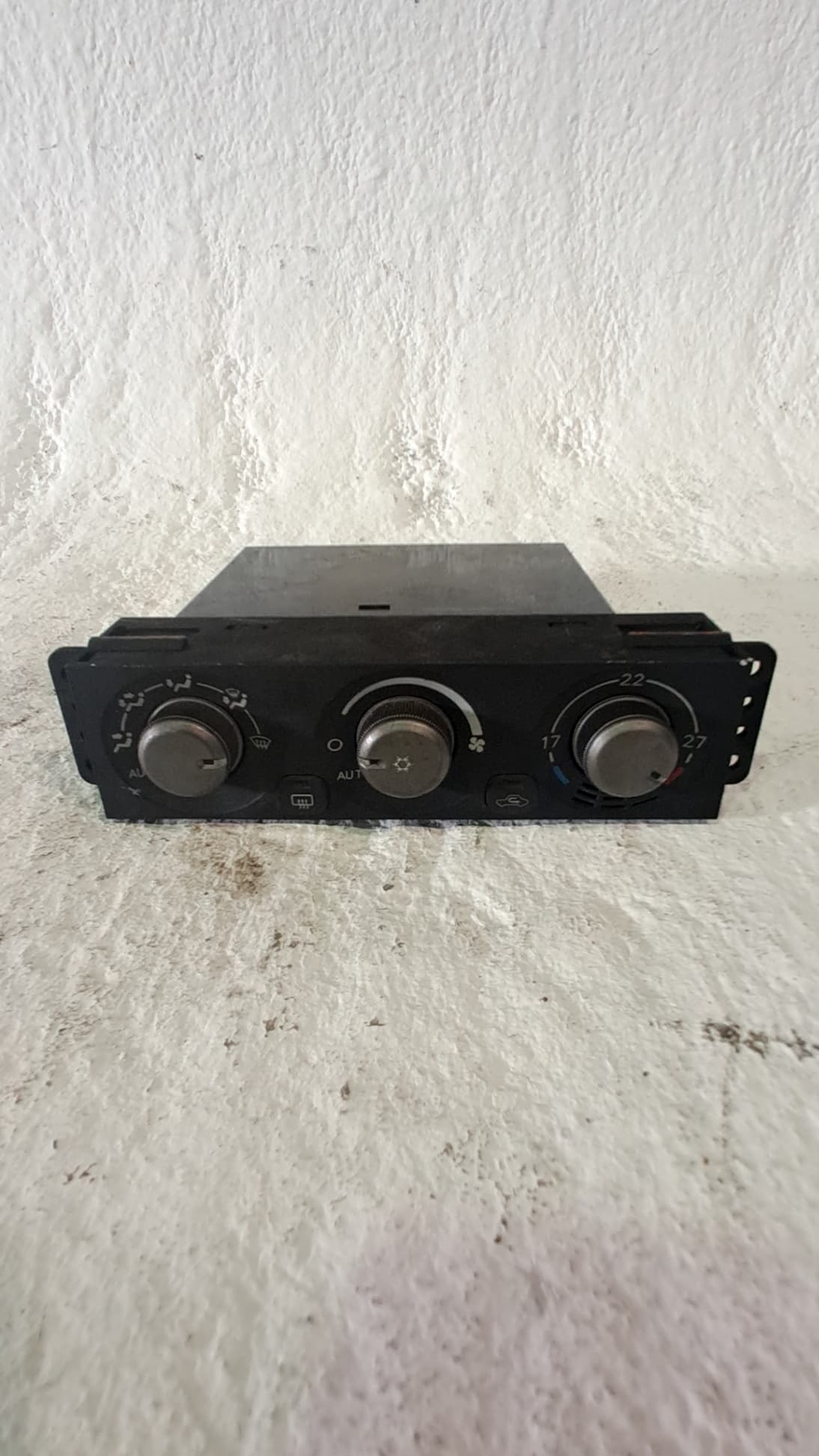 Mando climatizador MITSUBISHI MONTERO (V60/V70)