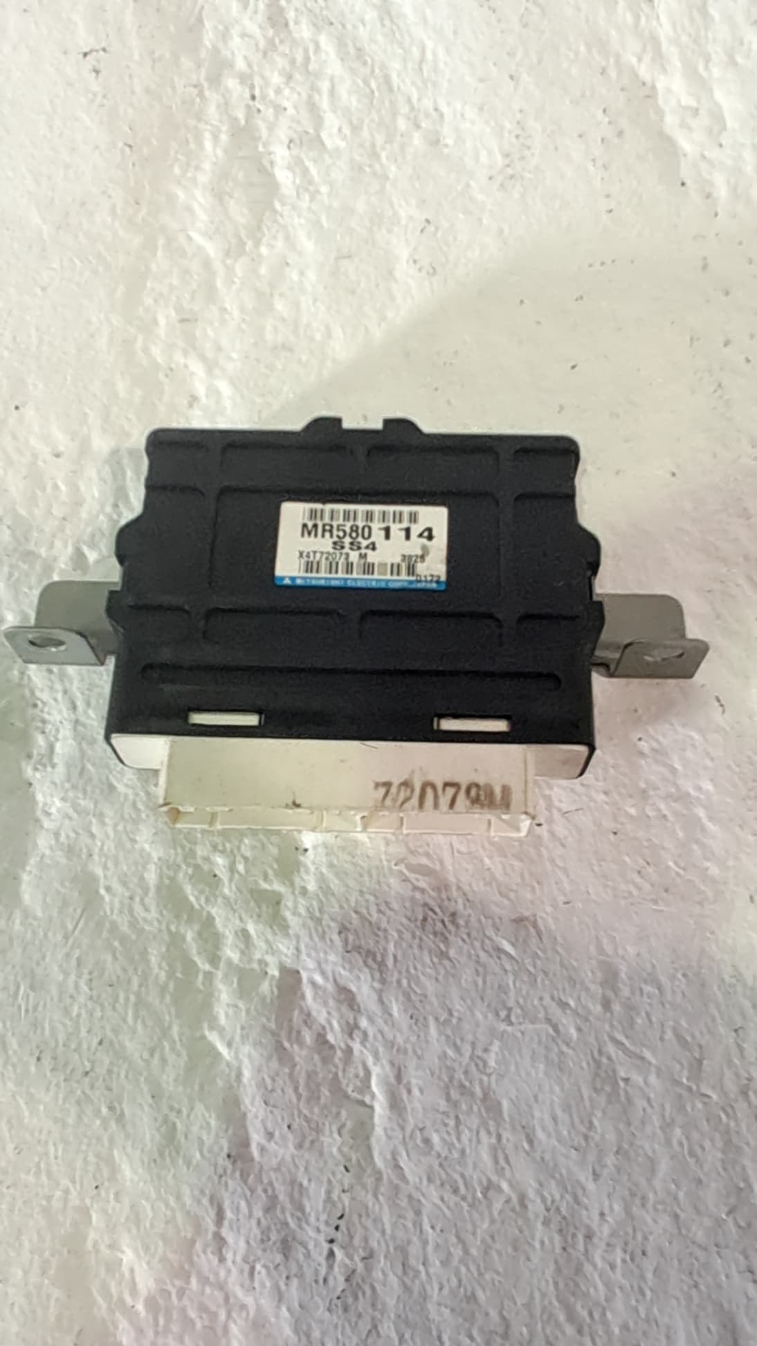 Modulo electronico MITSUBISHI MONTERO (V60/V70)