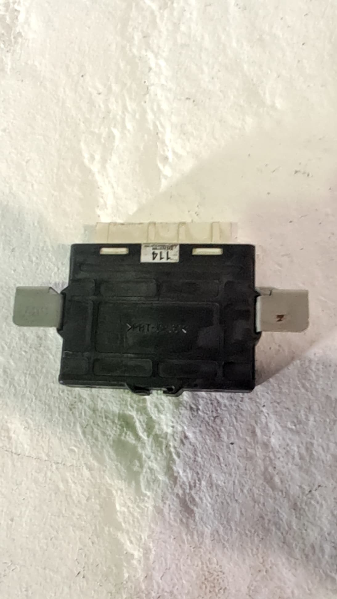Modulo electronico MITSUBISHI MONTERO (V60/V70) 2
