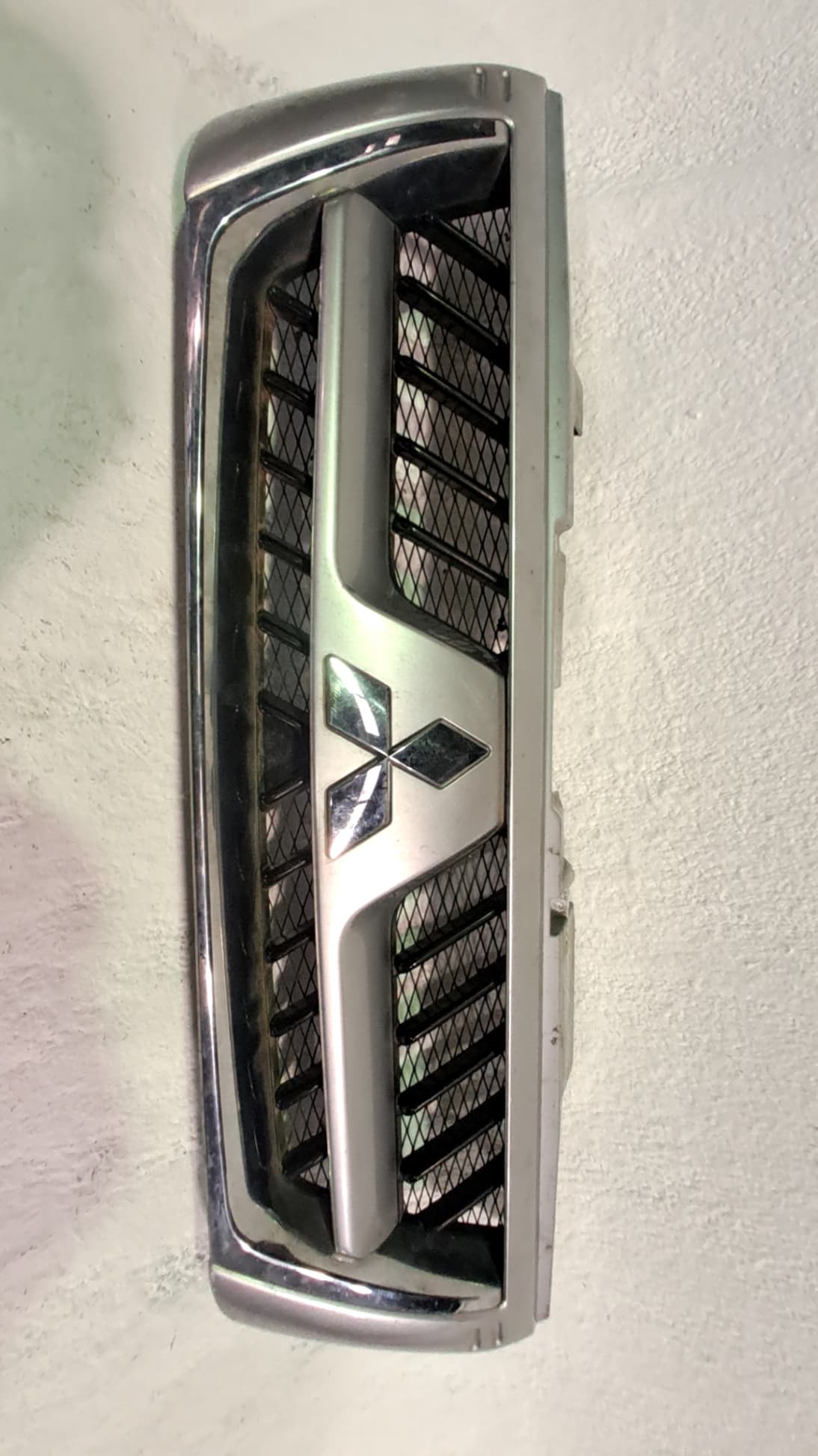 Recambio MITSUBISHI MONTERO (V60/V70) ref. MN117202HB