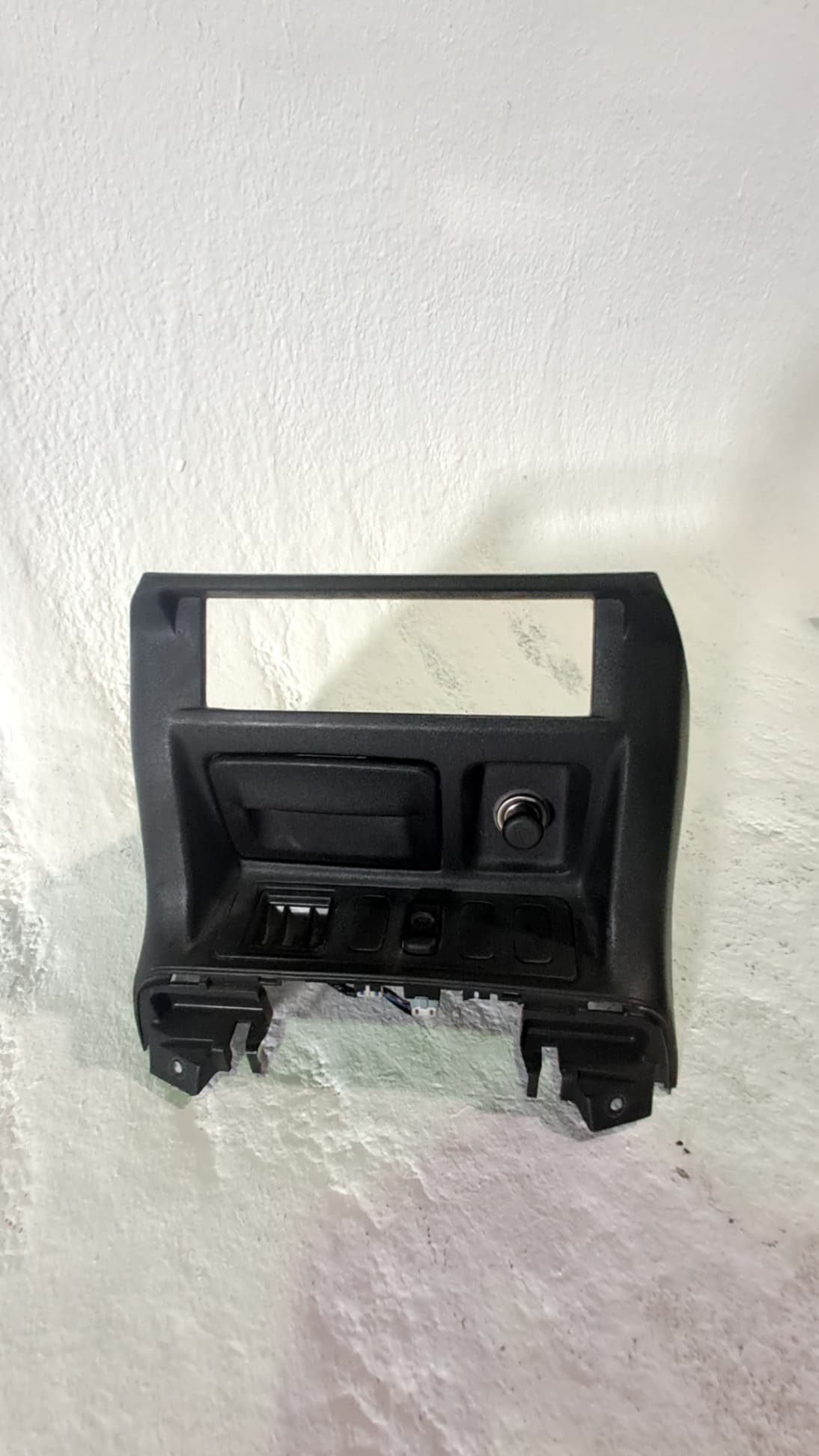 Cenicero MITSUBISHI MONTERO (V60/V70)