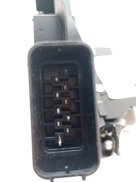 Cerradura puerta delantera izquierda FORD FOCUS C-MAX (CAP) 2