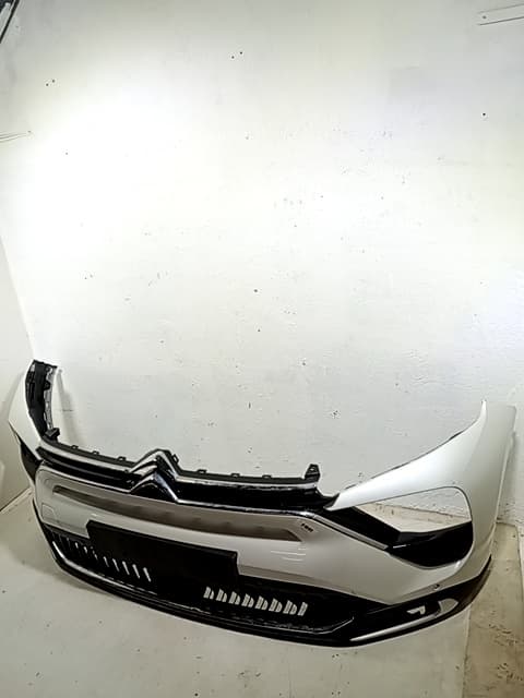 Paragolpes delantero CITROEN C5 X 4