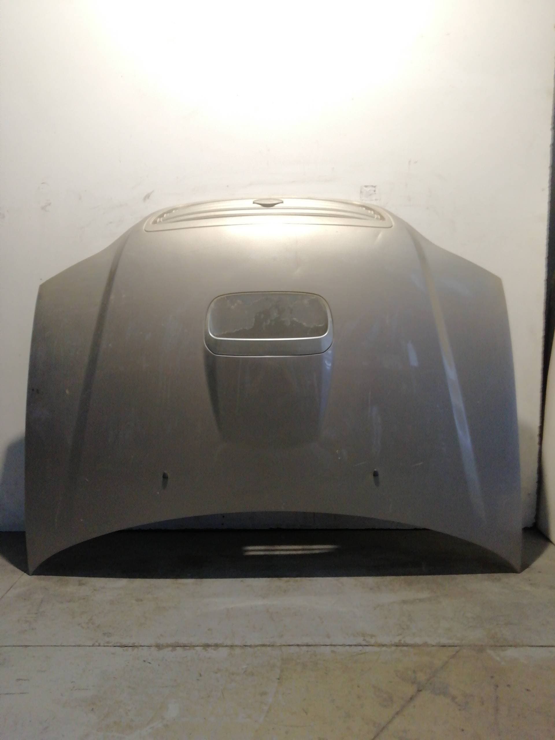 Capot KIA CARNIVAL II